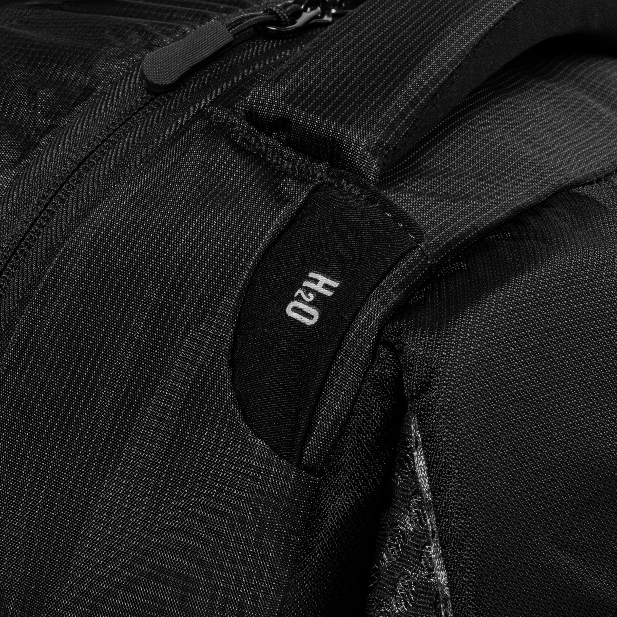 Alpinus Pajala Backpack 25 l - Black