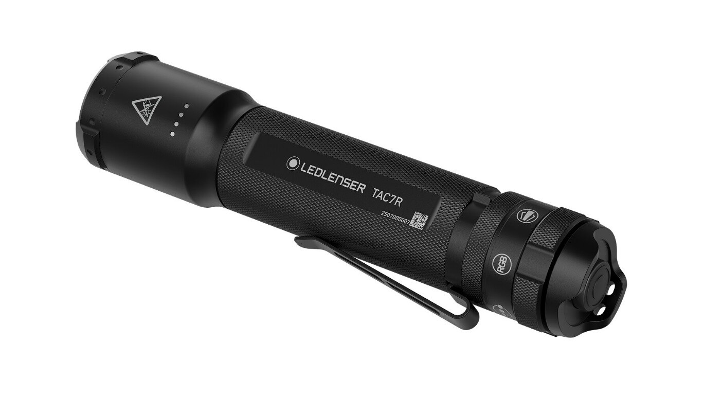 Latarka Ledlenser TAC7R Black - 3200 lumenów
