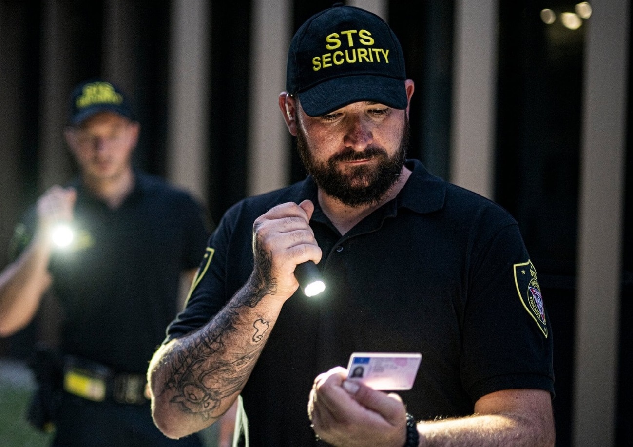 Latarka Ledlenser TAC6R Black - 2000 lumenów