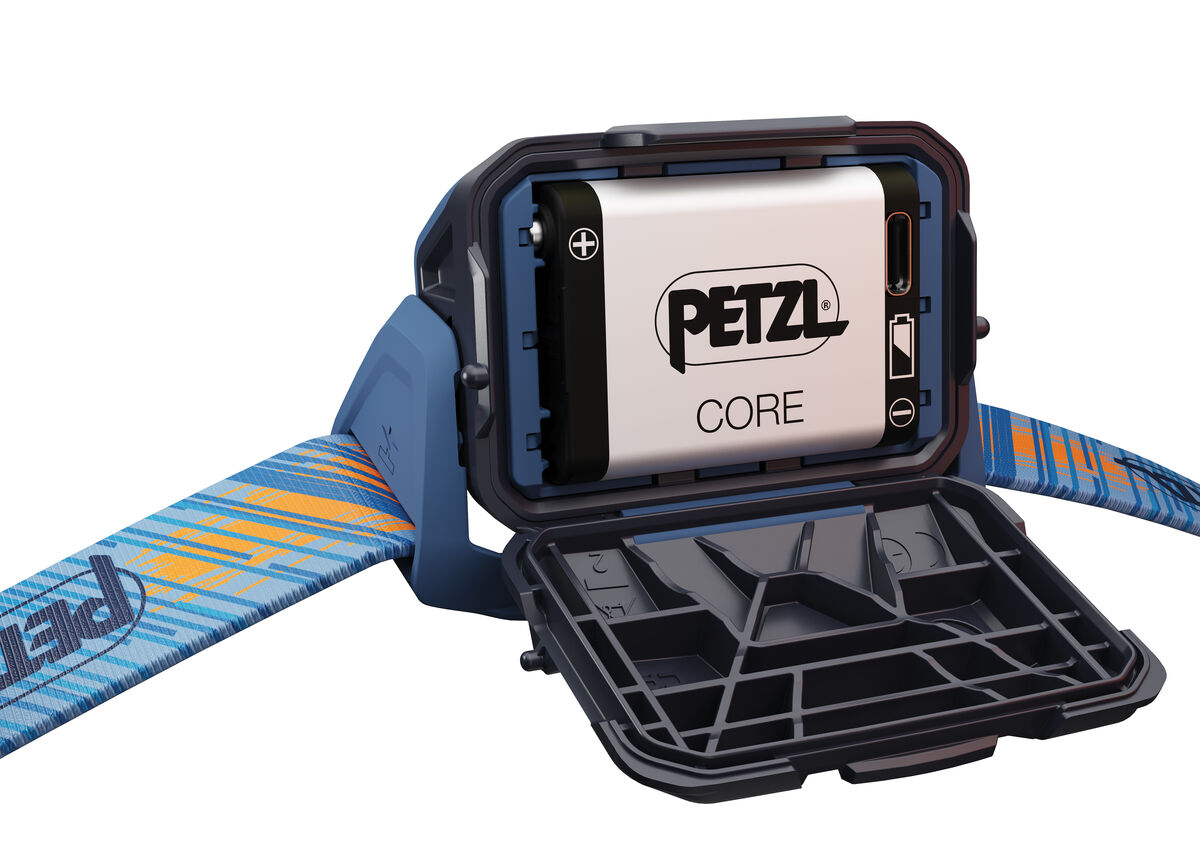 Latarka czołowa Petzl Aria 2R RGB Blue - 625 lumenów