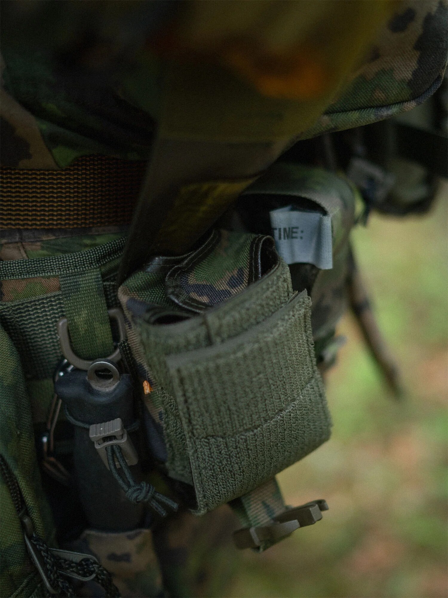 Ładownica Savotta Frag Smoke Pouch na granat - M05 Woodland