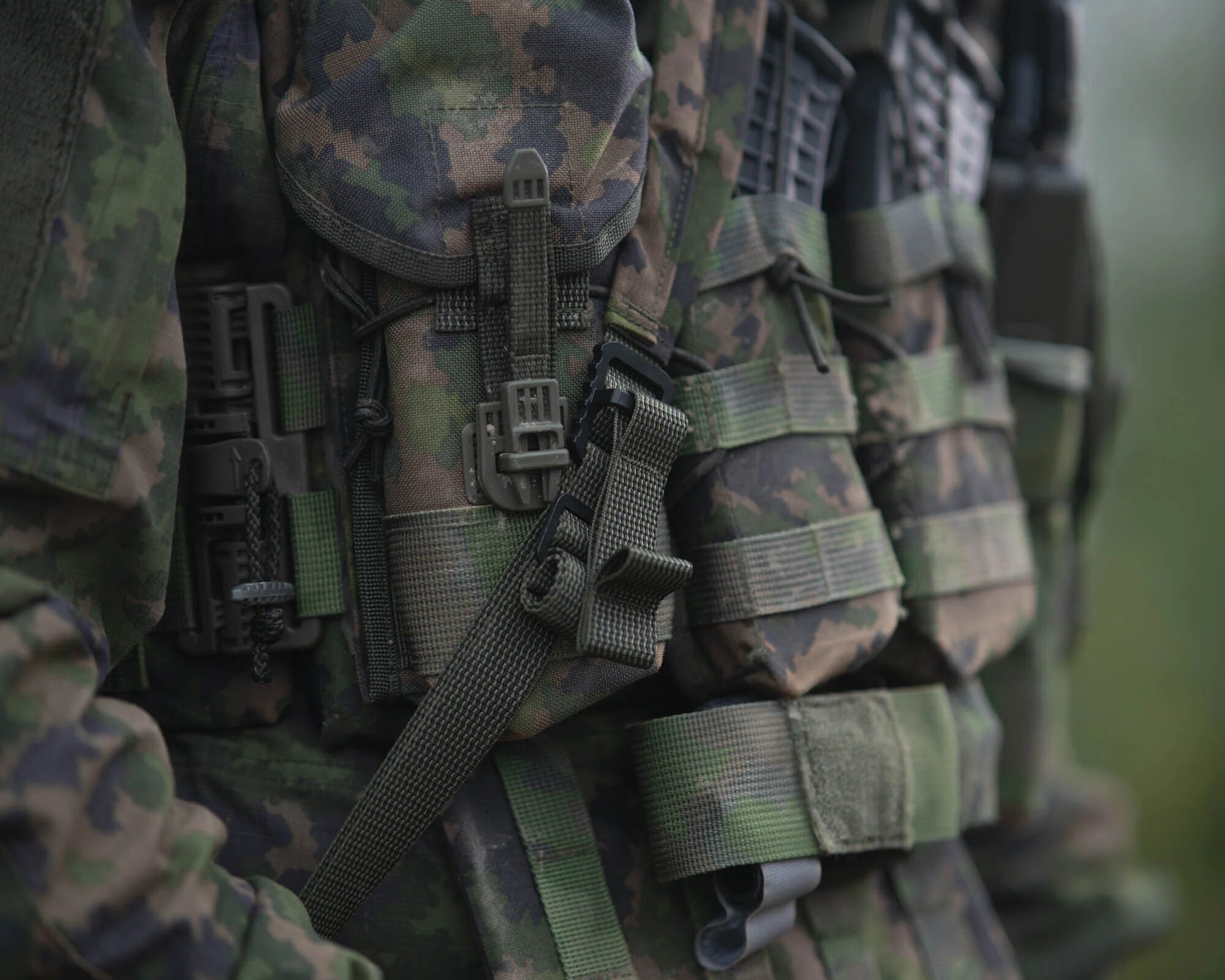 Тактичний збройовий 2-точковий ремінь Savotta Griffin Sling MW - M05 Woodland