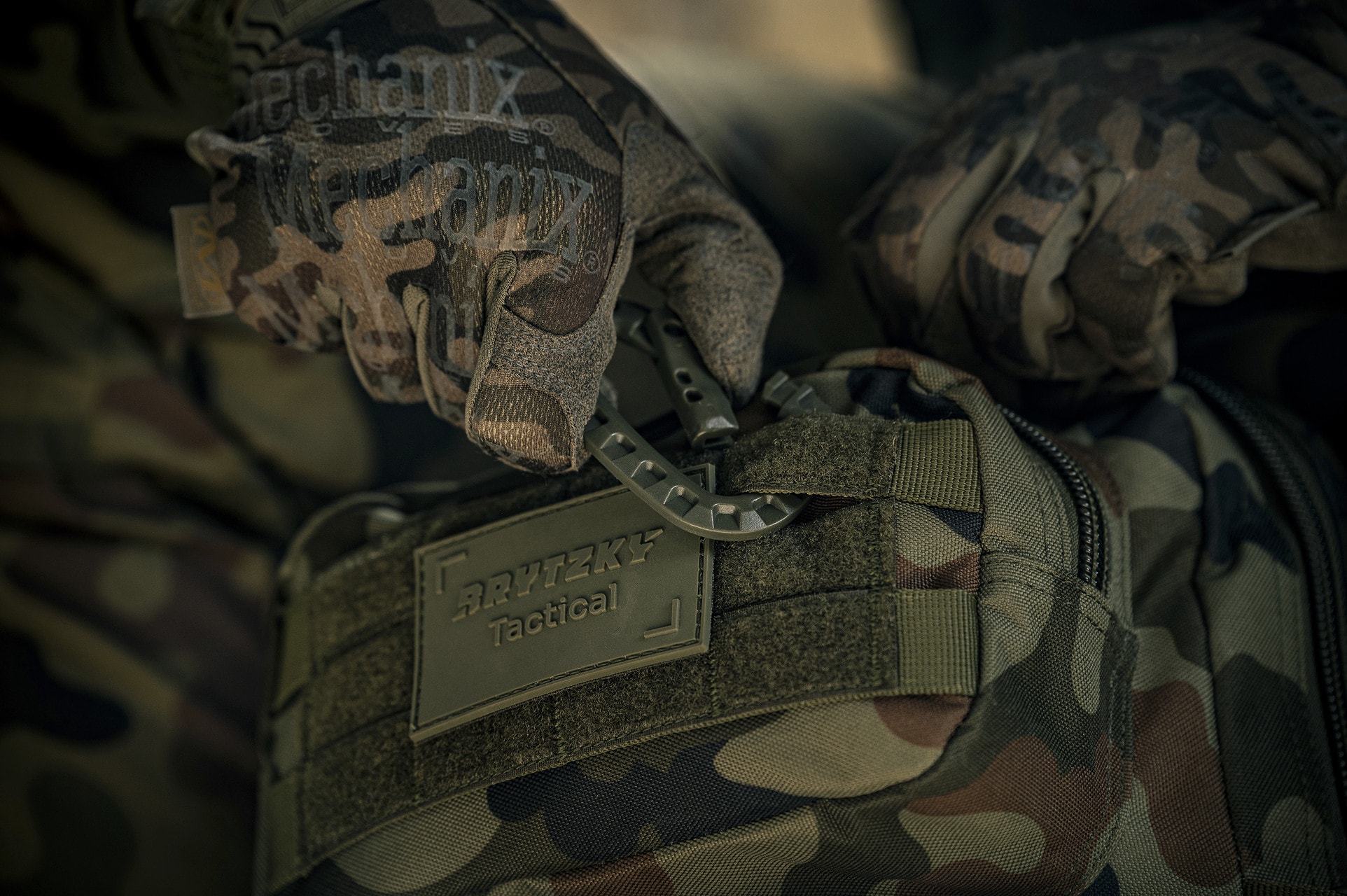 Karabińczyk Brytzky Tactical GripLock 2 Olive - 3 szt.