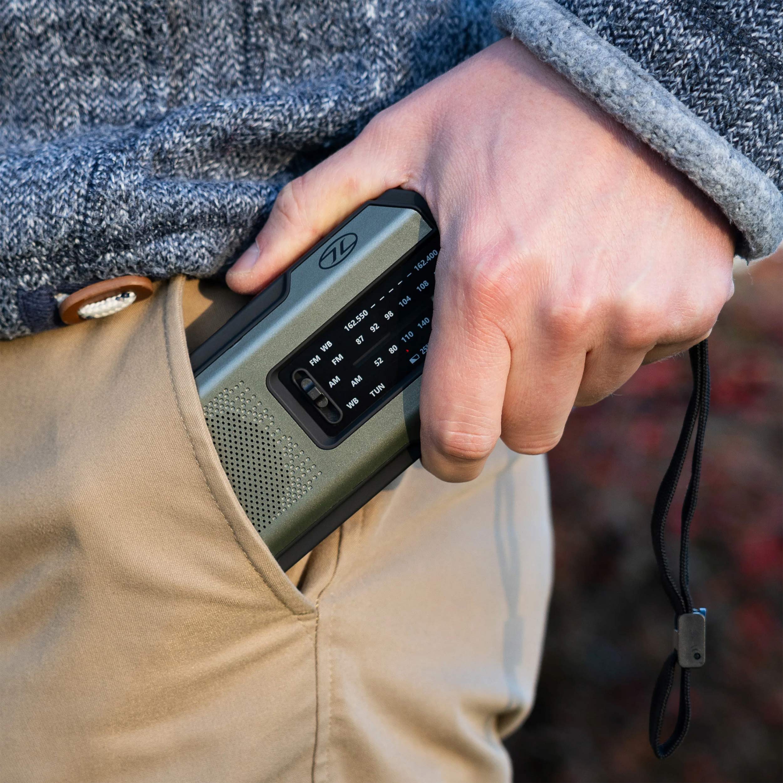 Radio alarmowe Highlander Outdoor Universal Survival Emergency Hub