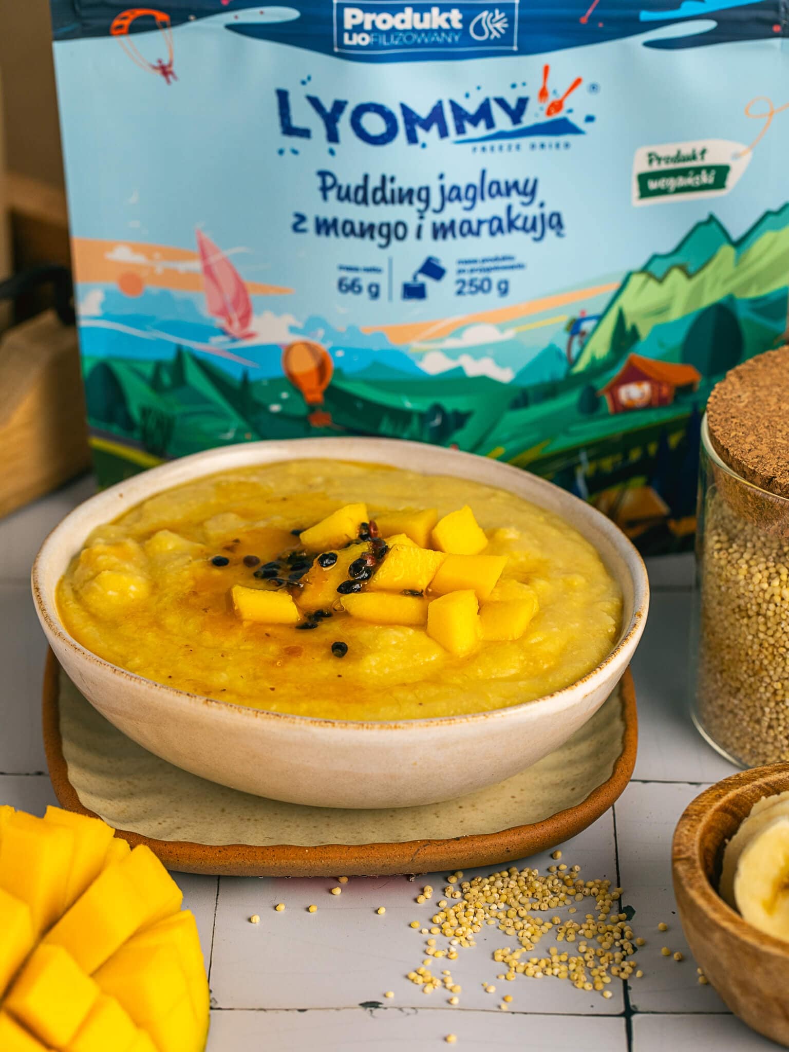 Żywność liofilizowana Lyommy Pudding jaglany z mango i marakują 66 g/281 kcal