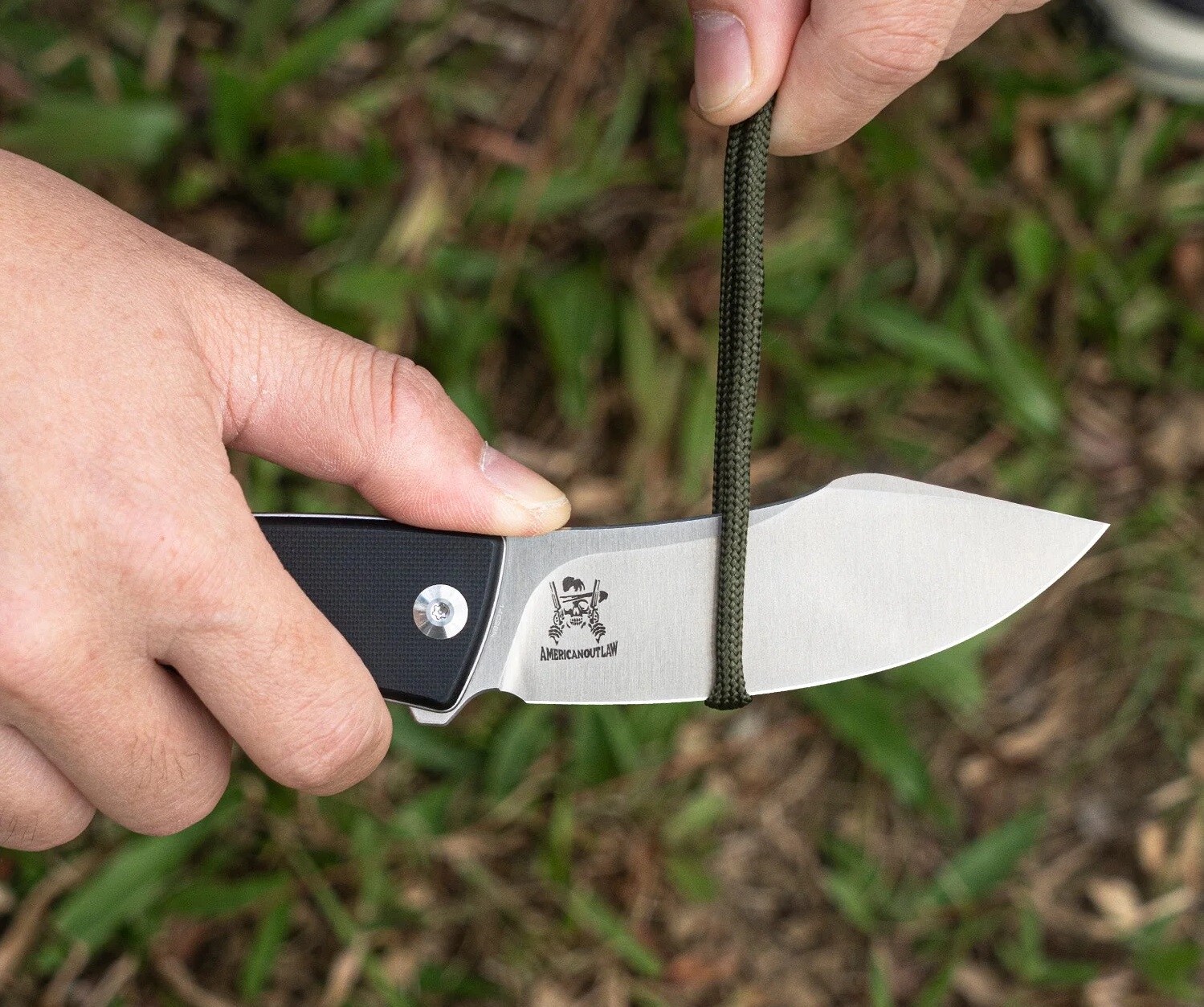 Складаний ніж Civivi Outlaw Muk G10 - Black/White