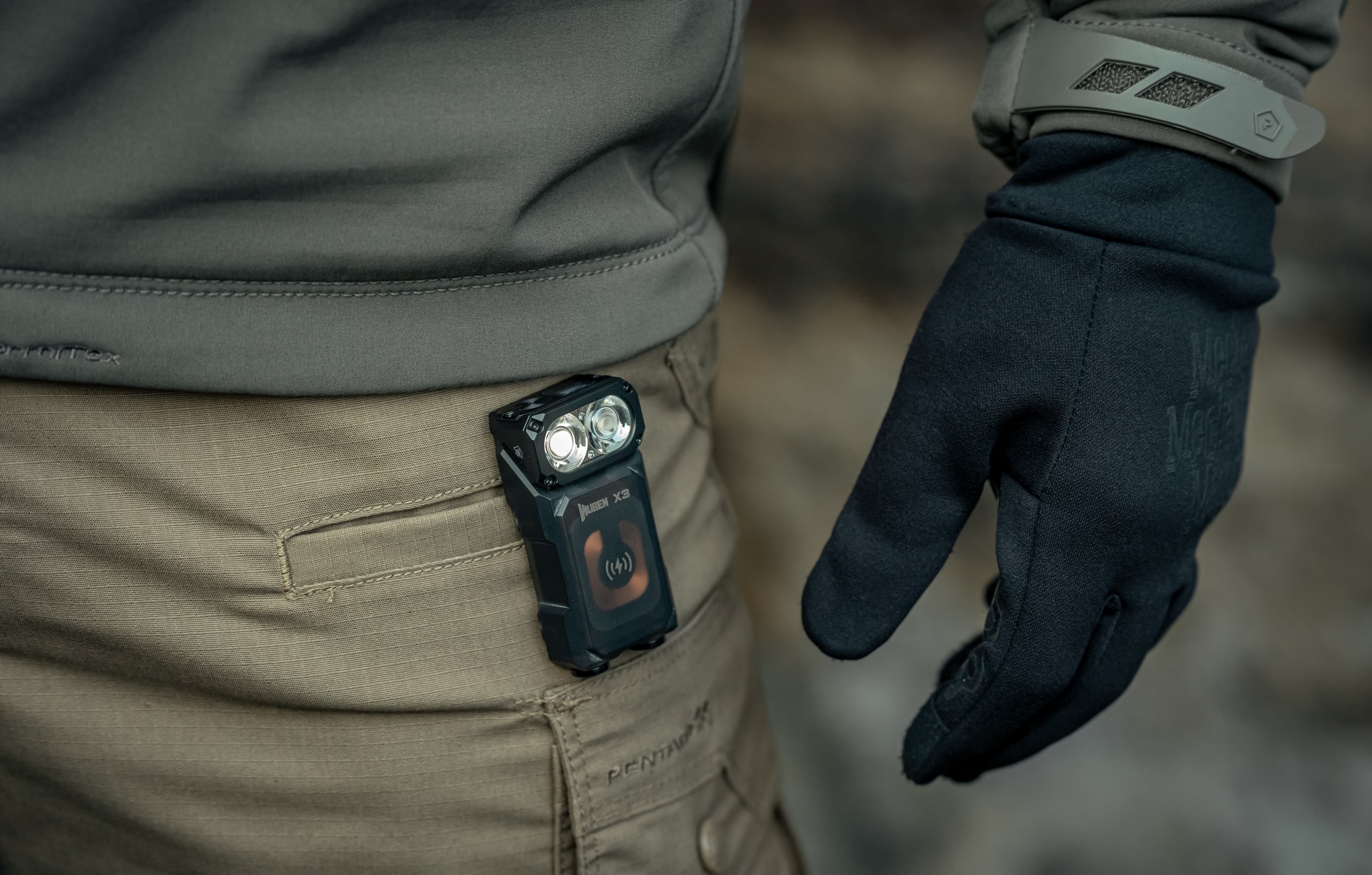 Latarka Wuben X3 Black - 700 lumenów