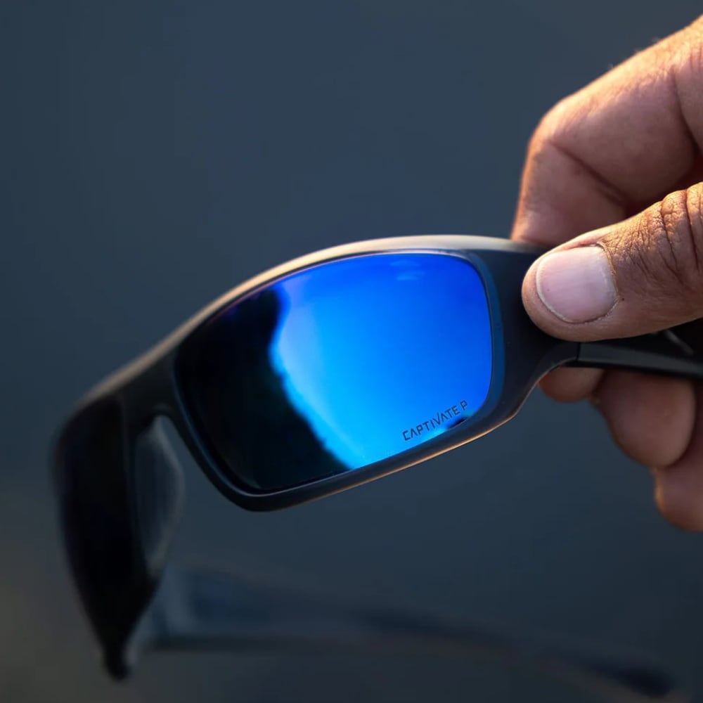 Okulary taktyczne Wiley X Omega - Captivate Polarized Blue Mirror/Matt Translucent Black