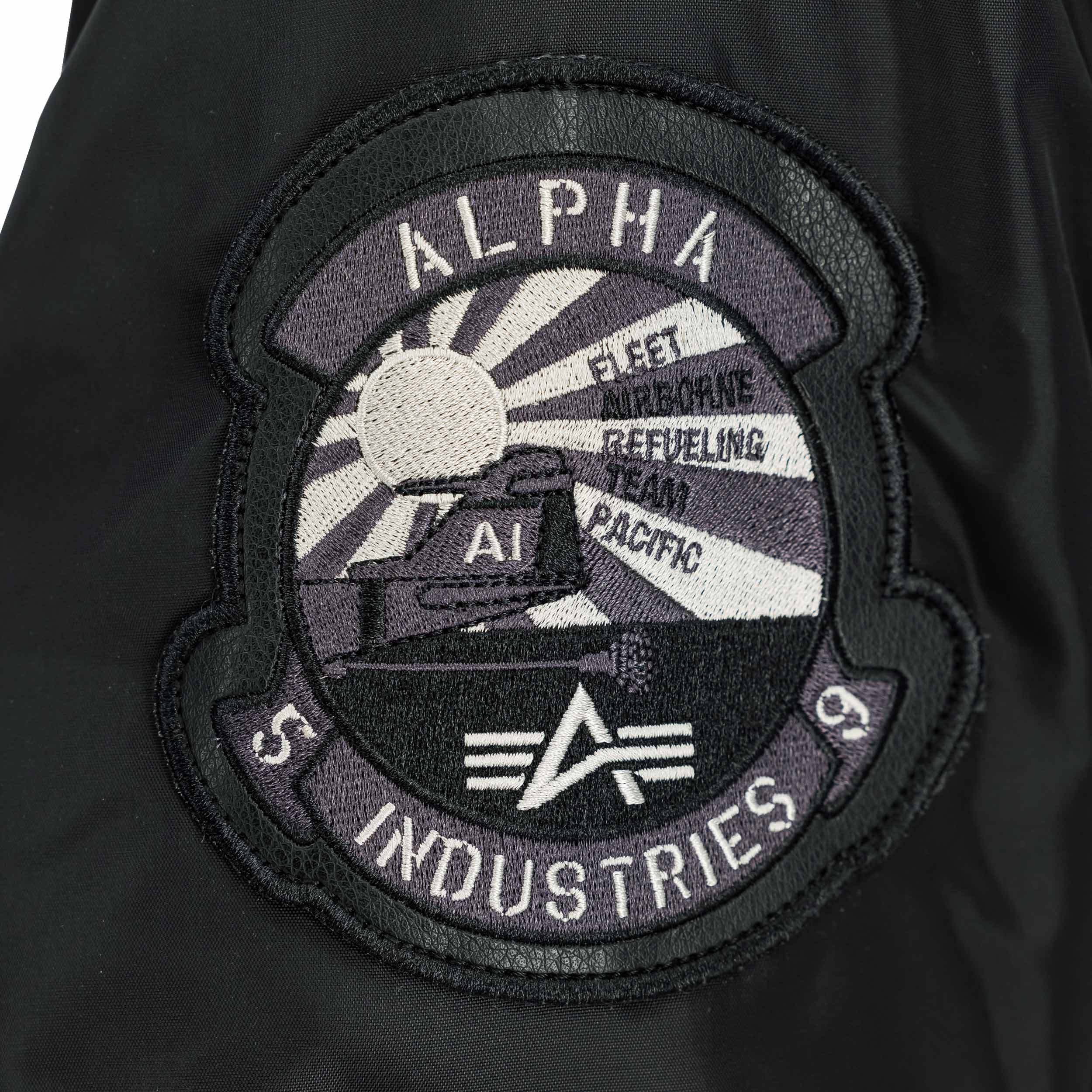 Kurtka Alpha Industries Engine - Black