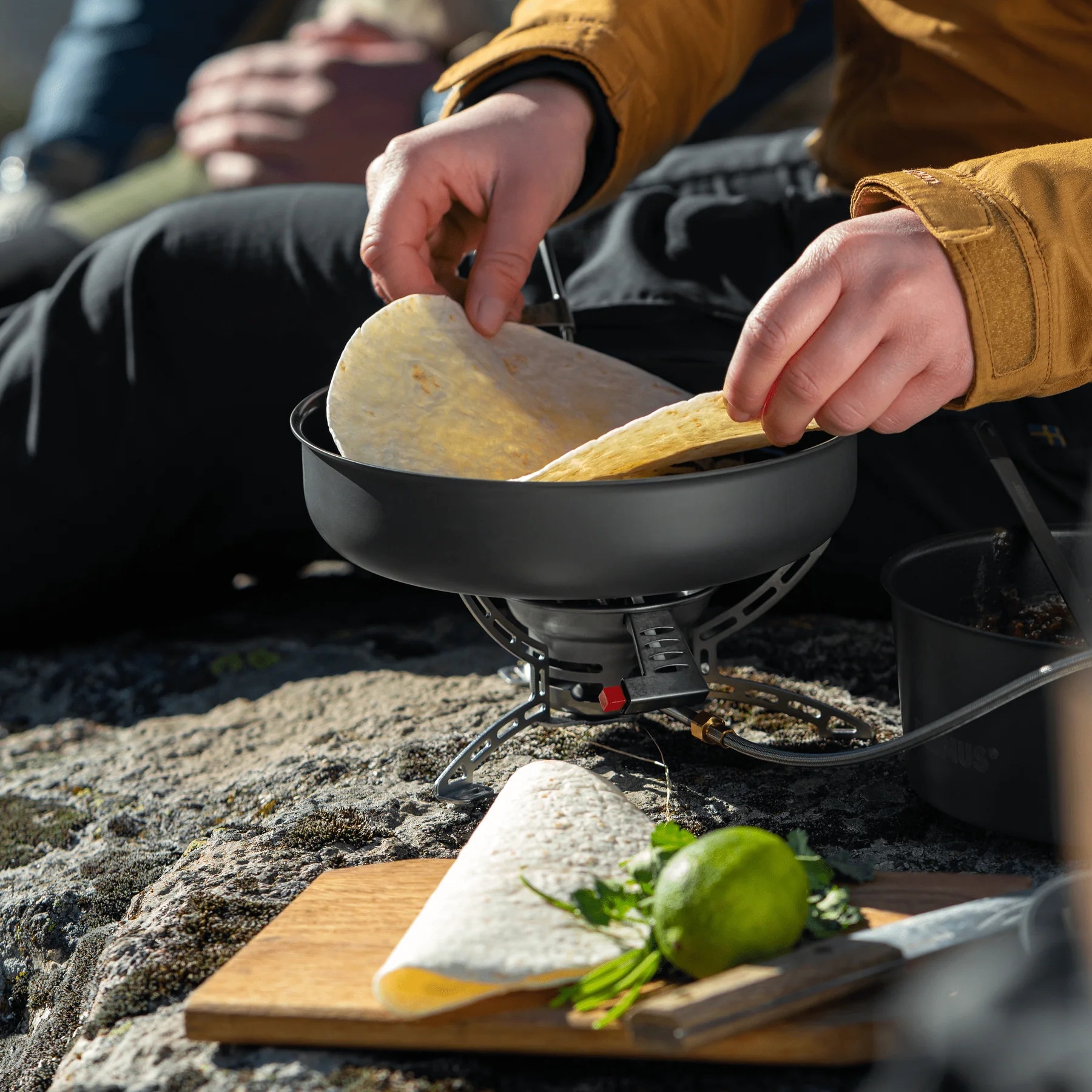 Туристичний пальник Primus EasyFuel Duo Piezo Backpacking Stove