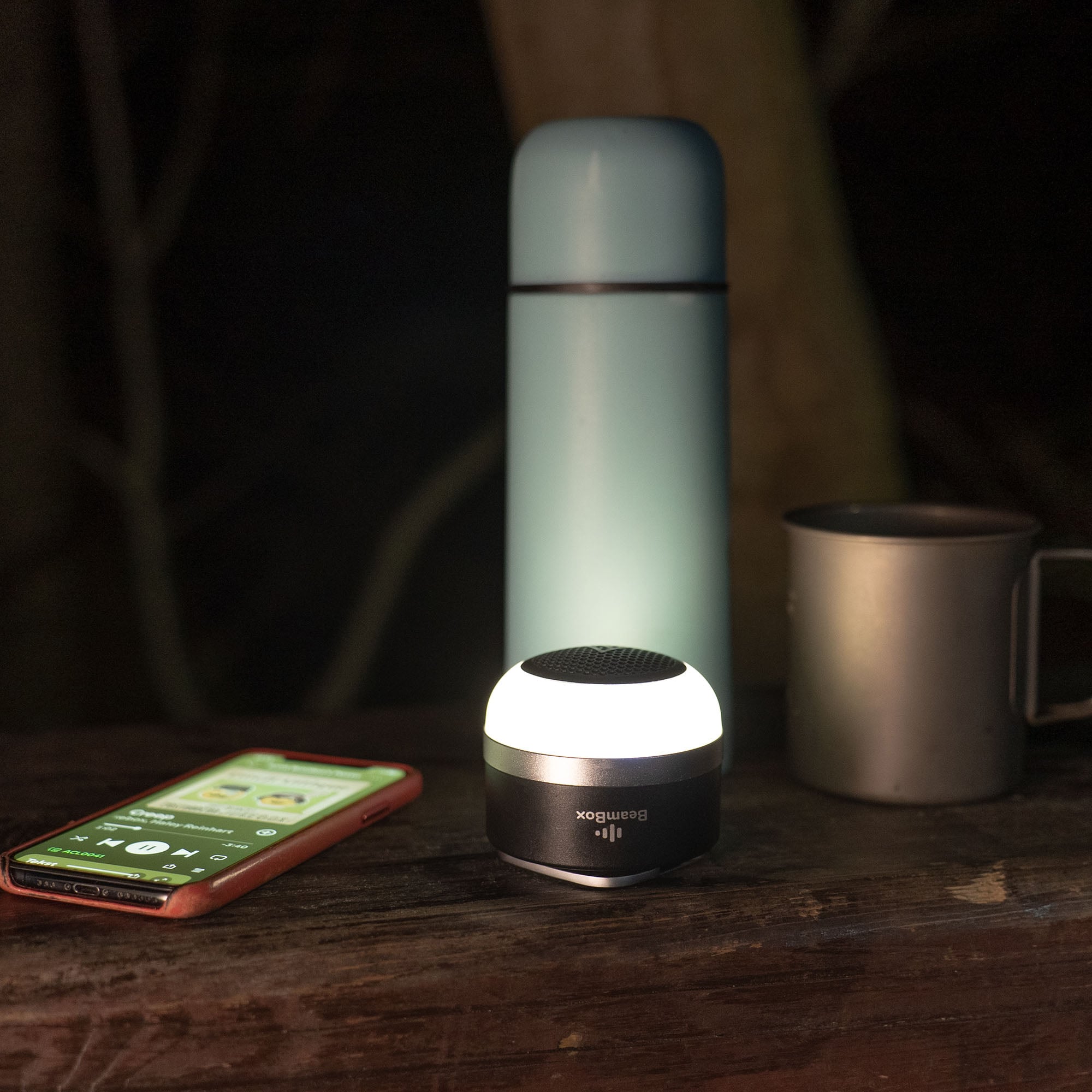 Lampa kempingowa Mactronic BeamBox z głośnikiem bezprzewodowym - 160 lumenów