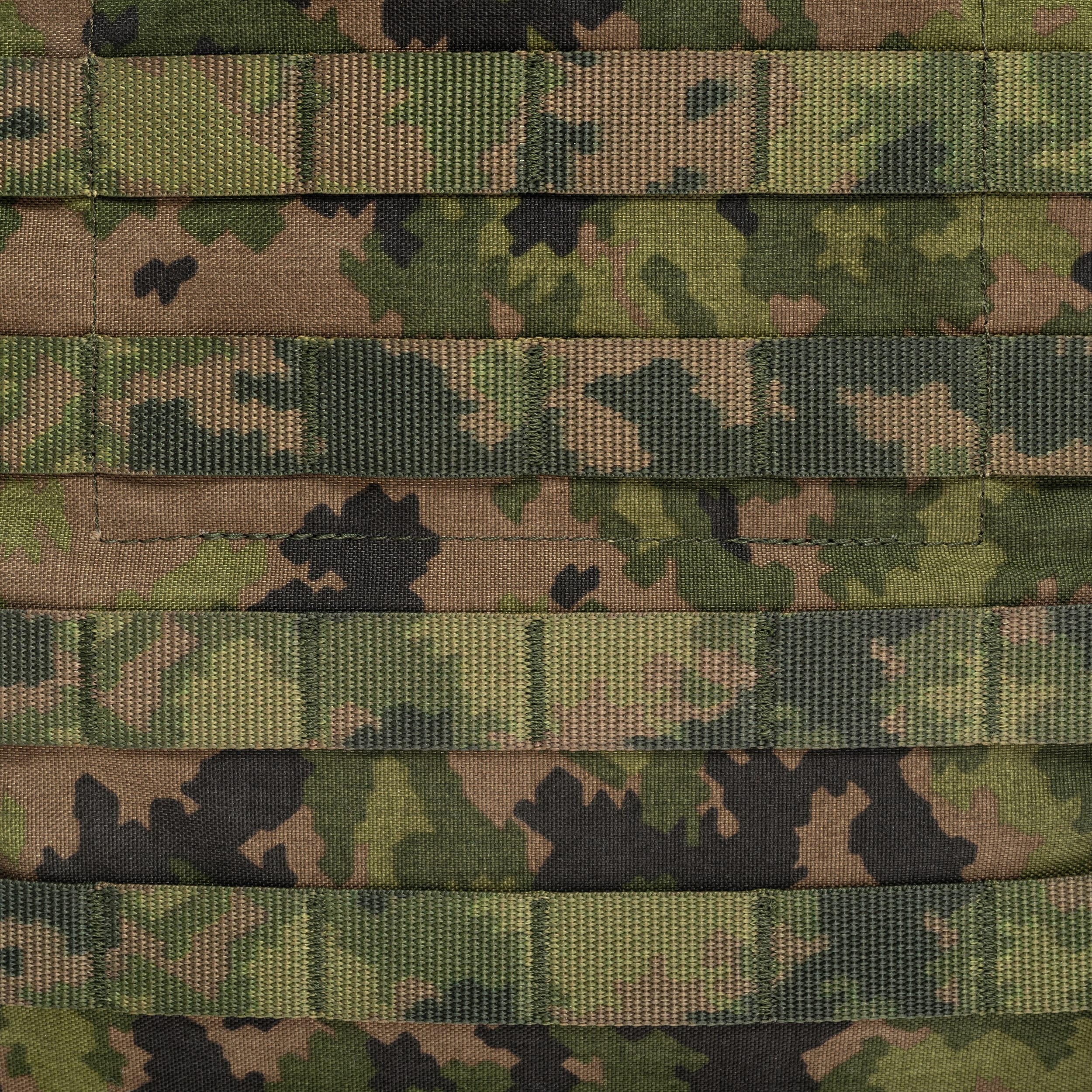 Тактичний жилет Savotta Varjelus Plate Carrier - M05 Finnish Woodland Camo