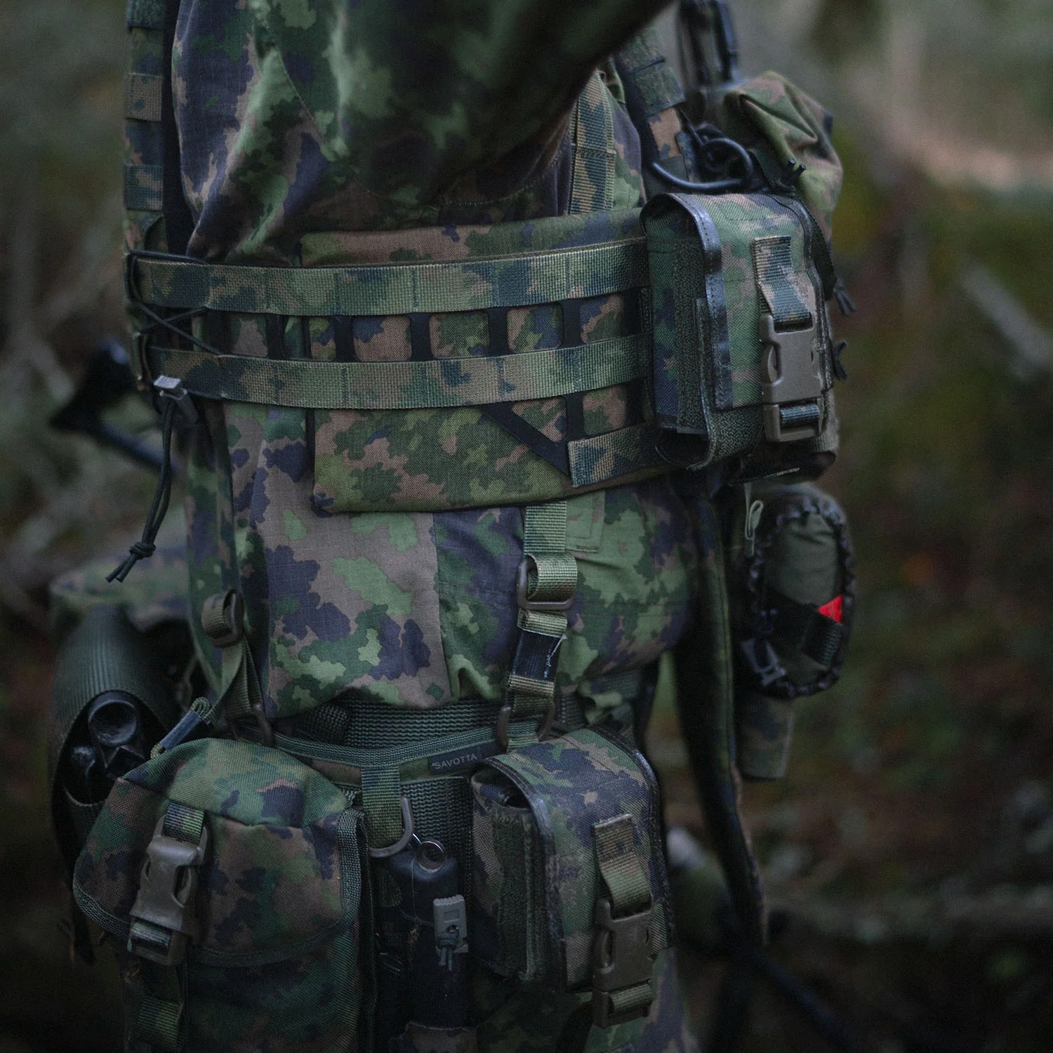 Kieszeń boczna na wkład balistyczny Savotta Varjelus Side Armour Bags – M05 Finnish Woodland Camo 2 szt.