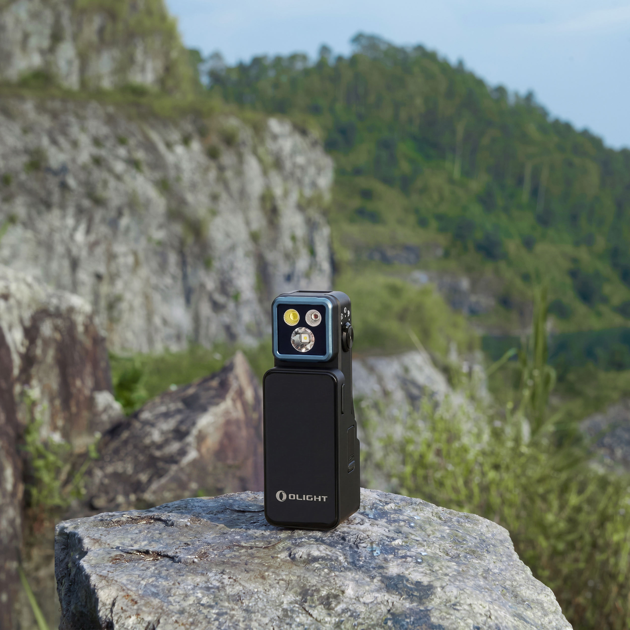 Акумуляторний ліхтар Olight Oclip 2 Pro 530 люменів - Premium Black