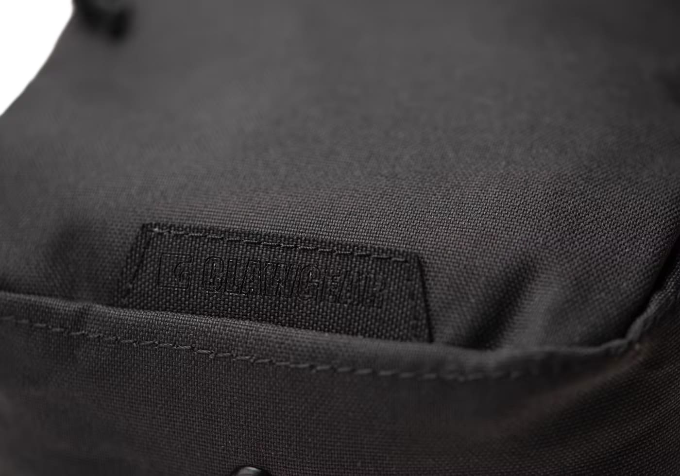 Kieszeń Clawgear Medium Vertical Utility Pouch Zipped Core - Black