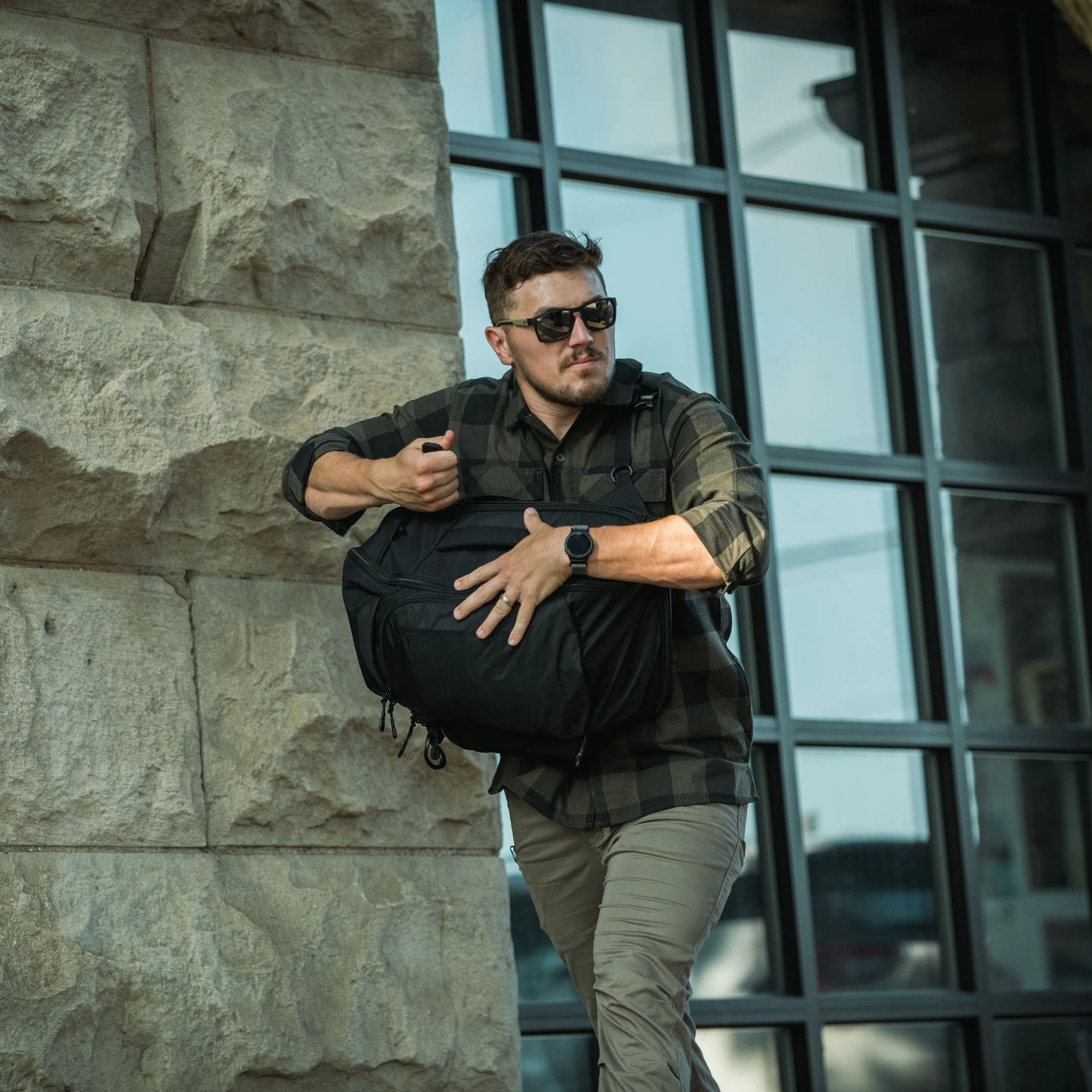 Плечовий рюкзак Vertx Gamut Sling 22 l - Black