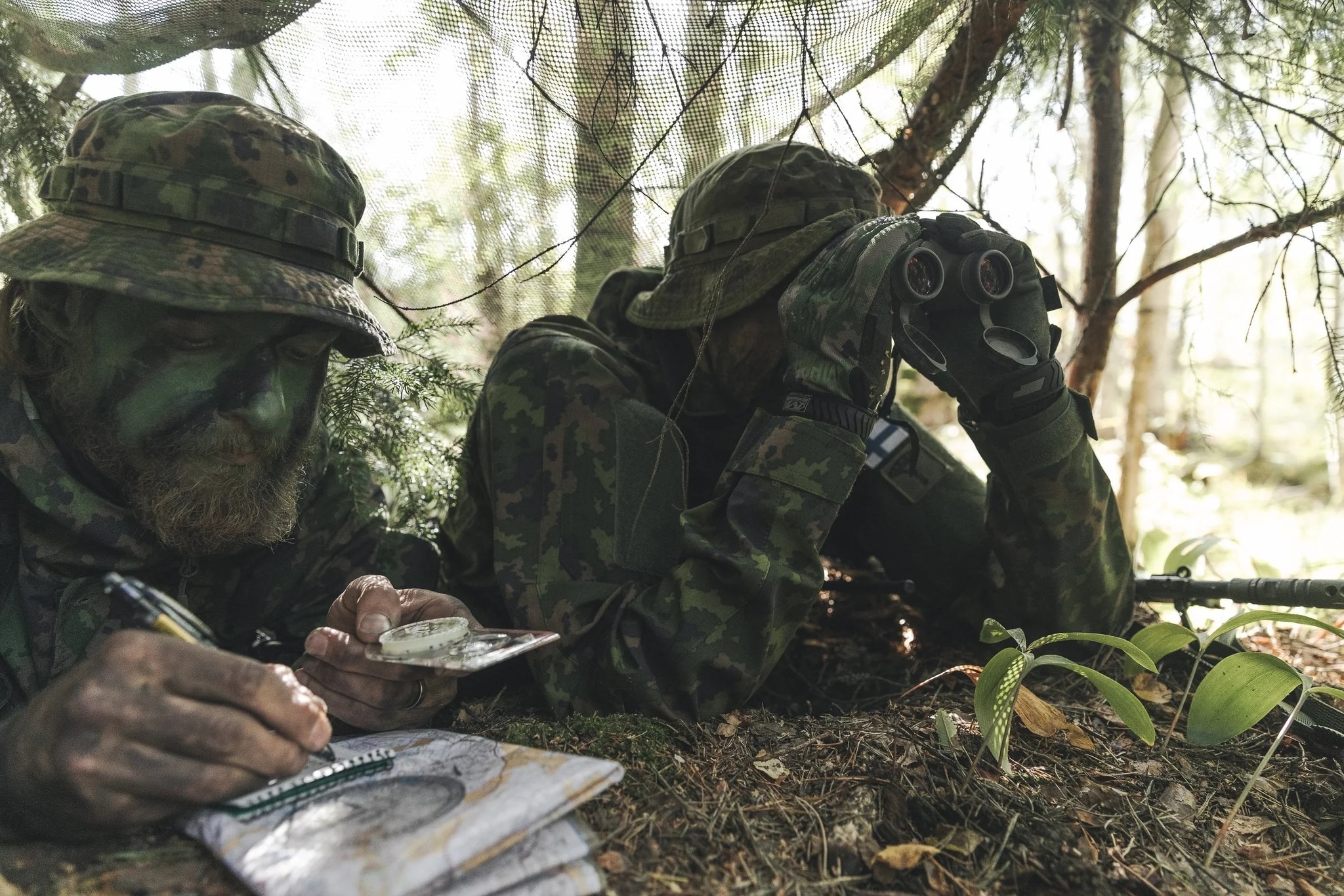 Osobista siatka maskująca Varusteleka L7 Camouflage Cloak - M05 Finnish Woodland Camo