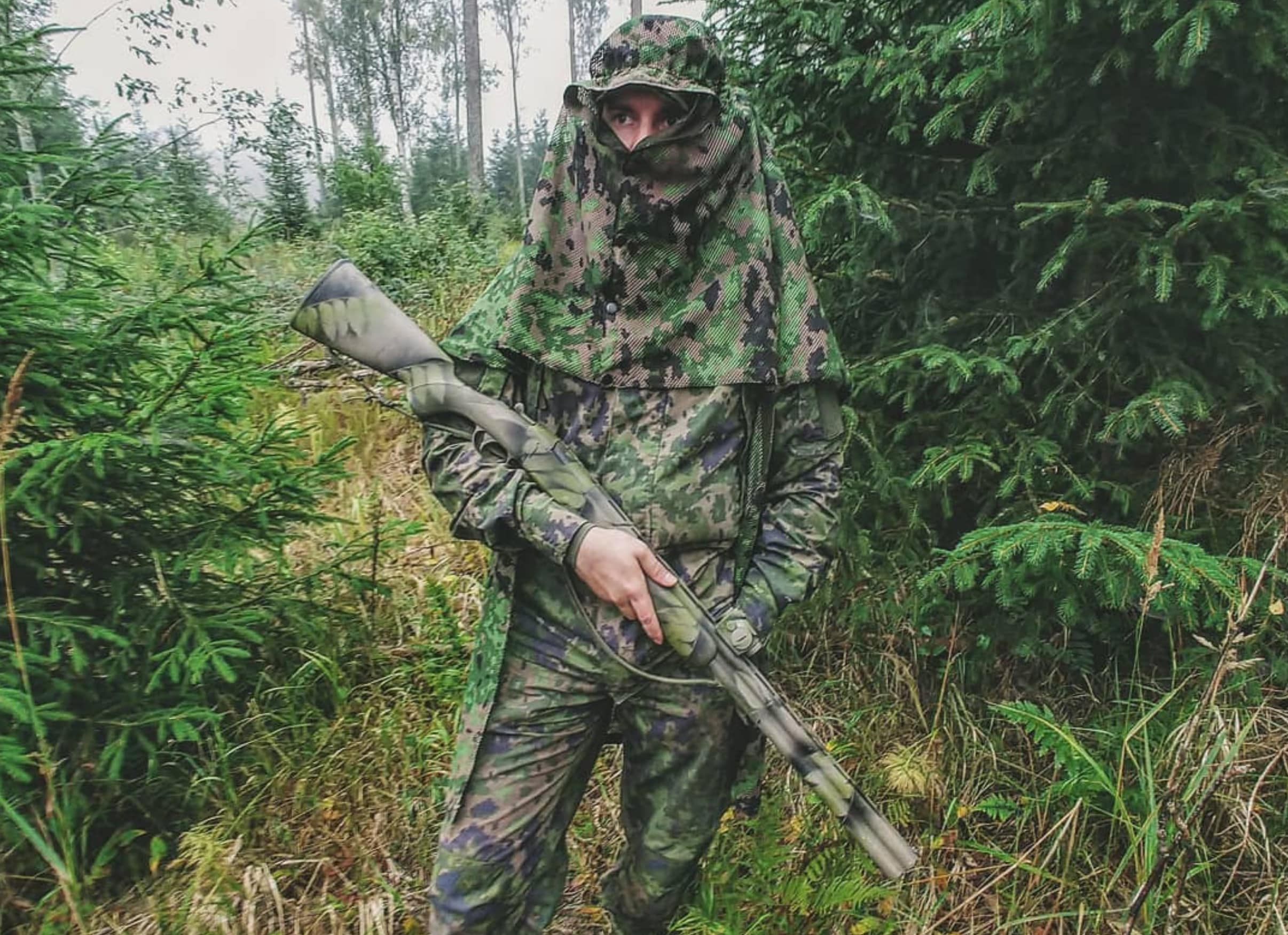 Varusteleka L7 Camouflage Cloak Personal Camouflage Net - M05 Finnish Woodland Camo