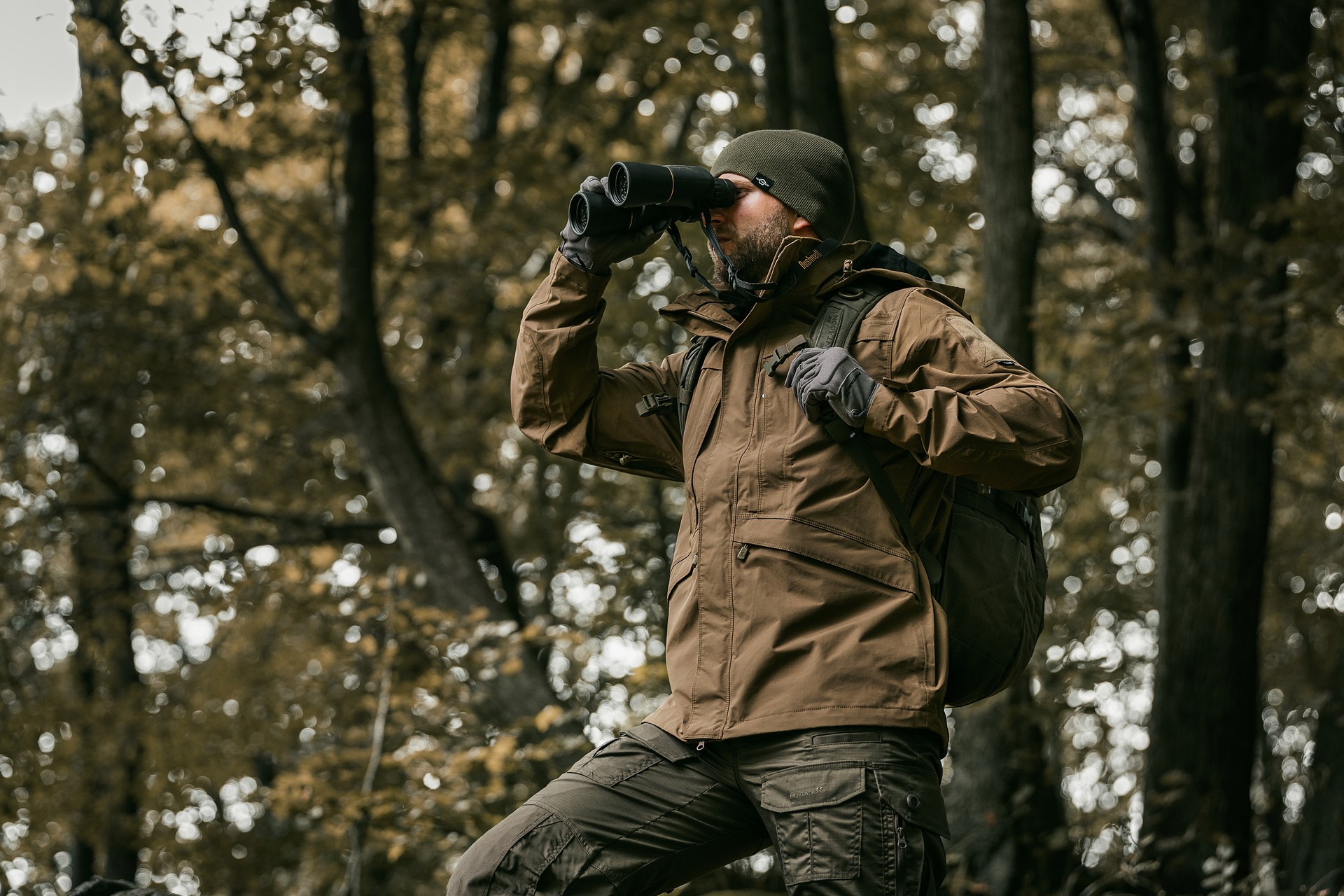 Lornetka wojskowa Bushnell Legacy 10-22x50 WP