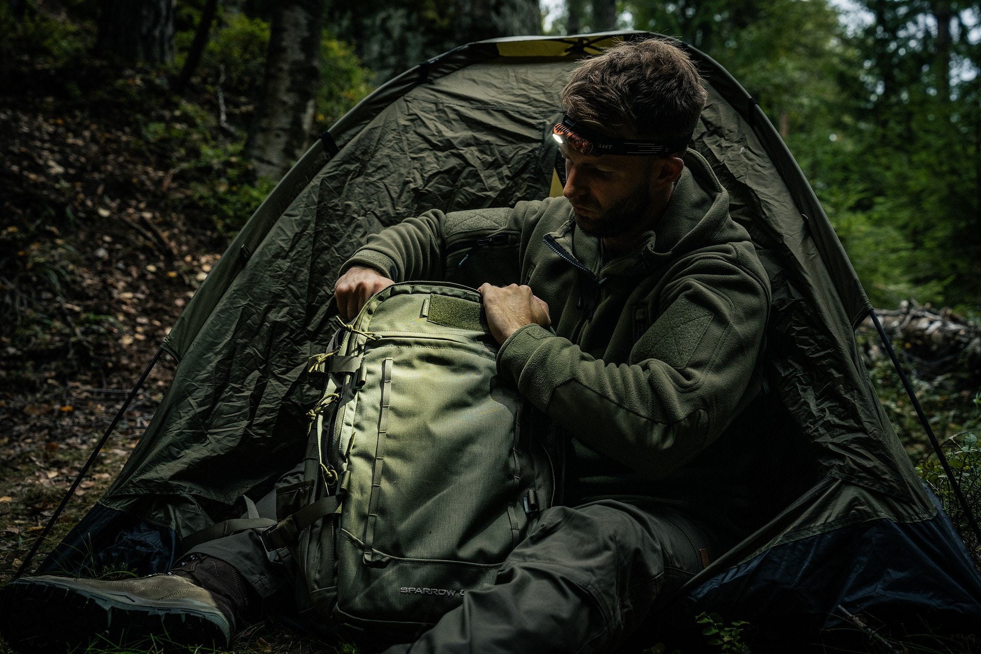 Namiot 2-osobowy Mil-Tec Iglu Standard - Olive