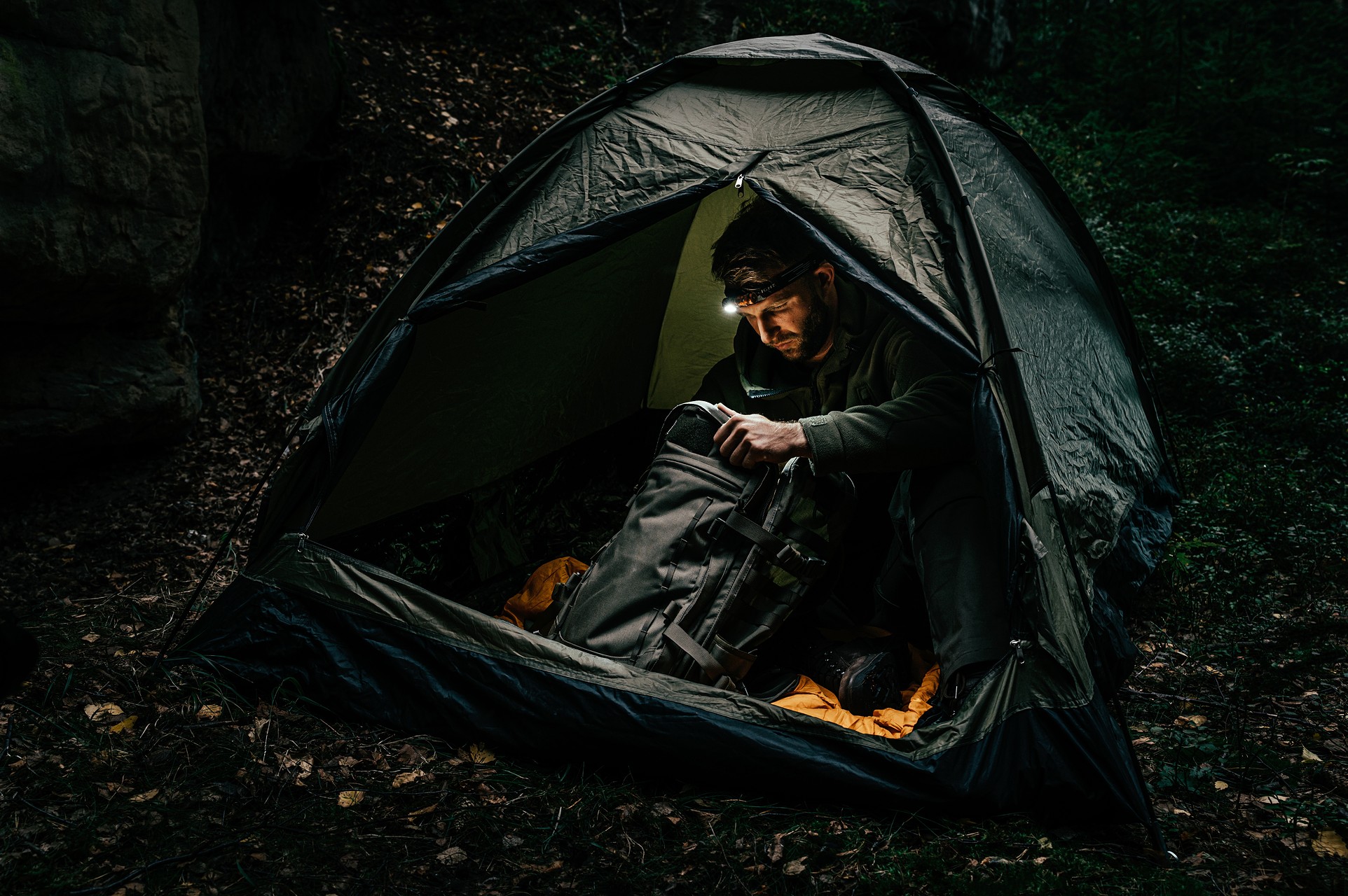 Namiot 2-osobowy Mil-Tec Iglu Standard - Olive