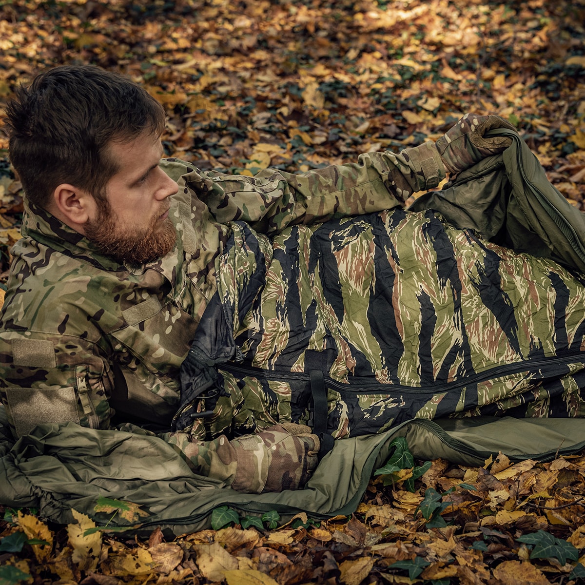 Пончо Helikon-Tex Swagman Roll Climashield Apex з функцією спального мішка - Tiger Stripe