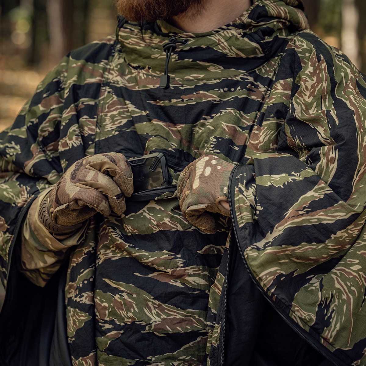 Пончо Helikon-Tex Swagman Roll Climashield Apex з функцією спального мішка - Tiger Stripe
