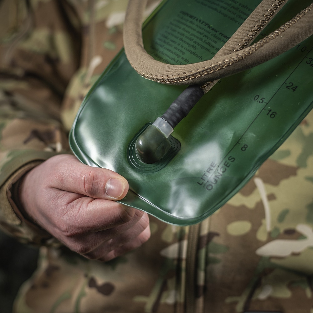 Гідратор M-Tac 2 л - Olive