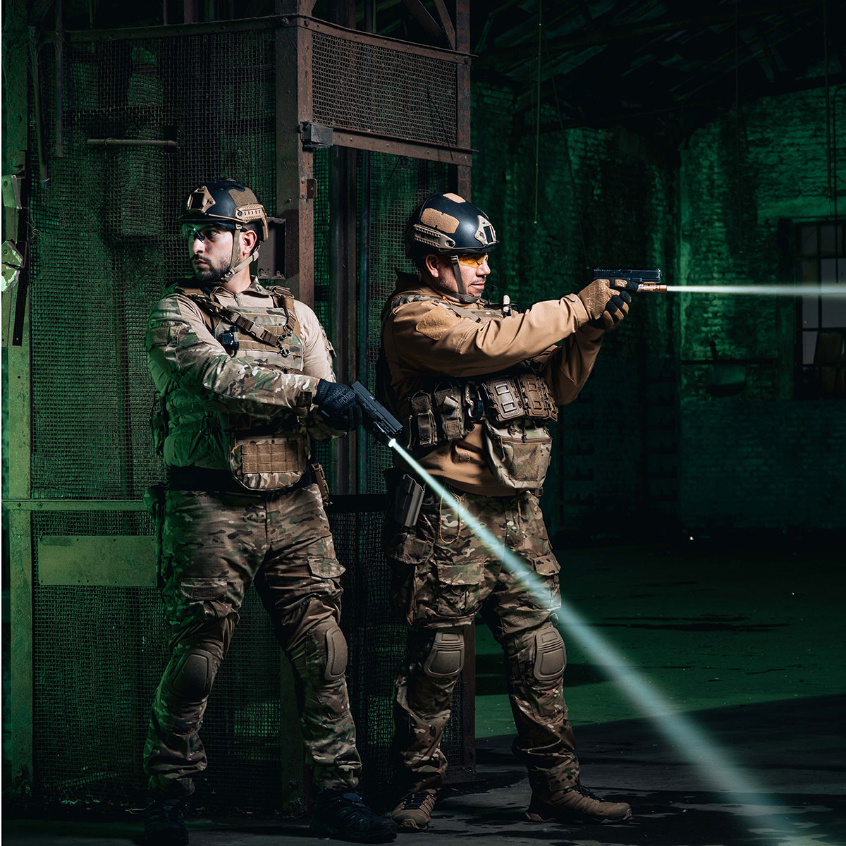 Latarka laserowa na broń Olight LEP Valkyrie Turbo Black - 250 lumenów