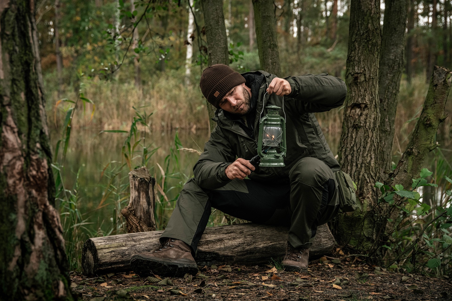 Lampa naftowa Mil-Tec 28 cm - olive