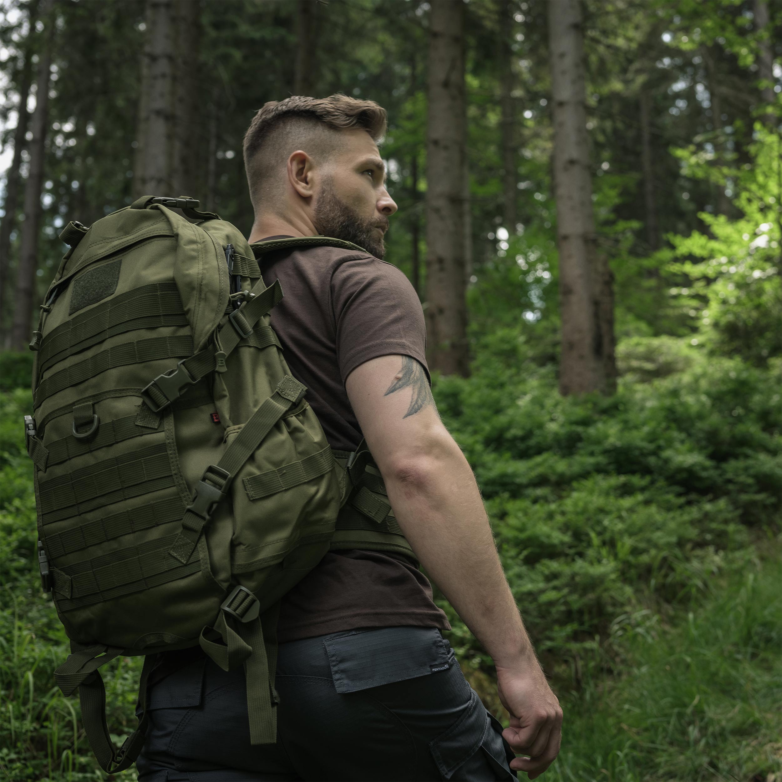Plecak Badger Outdoor Gunny 30 l Olive z noszakiem na hełm