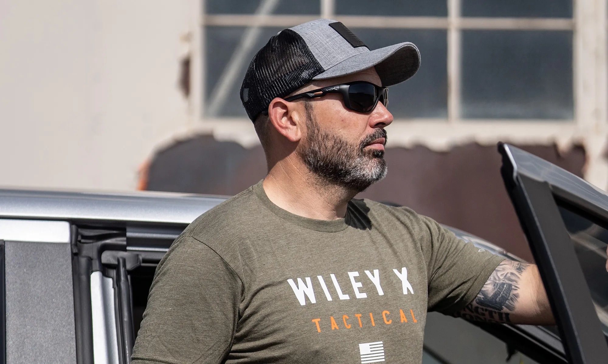 Okulary taktyczne Wiley X Aspect - Smoke Grey/Matte Black