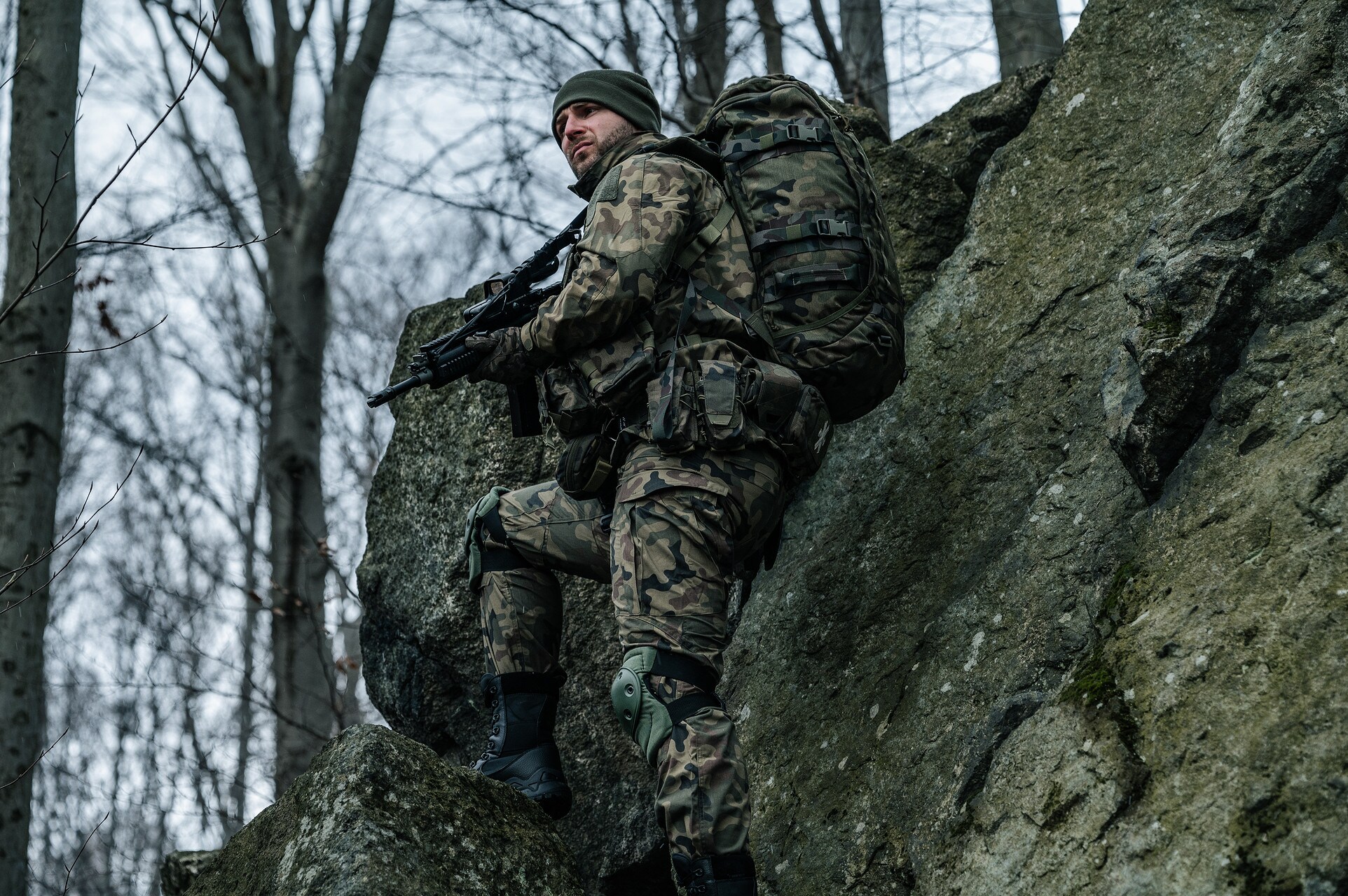 Ochraniacze na kolana AltaPRO S - Olive Green