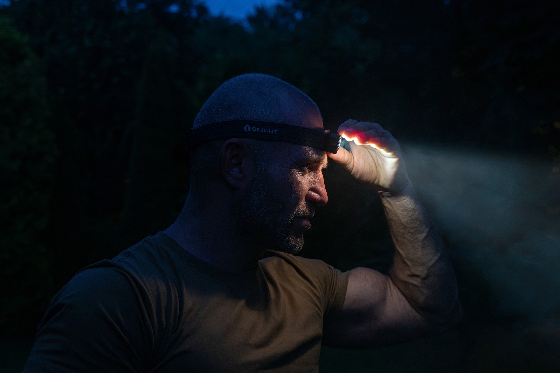 Налобний ліхтарик Olight Array 2 Pro - 1500 люменів