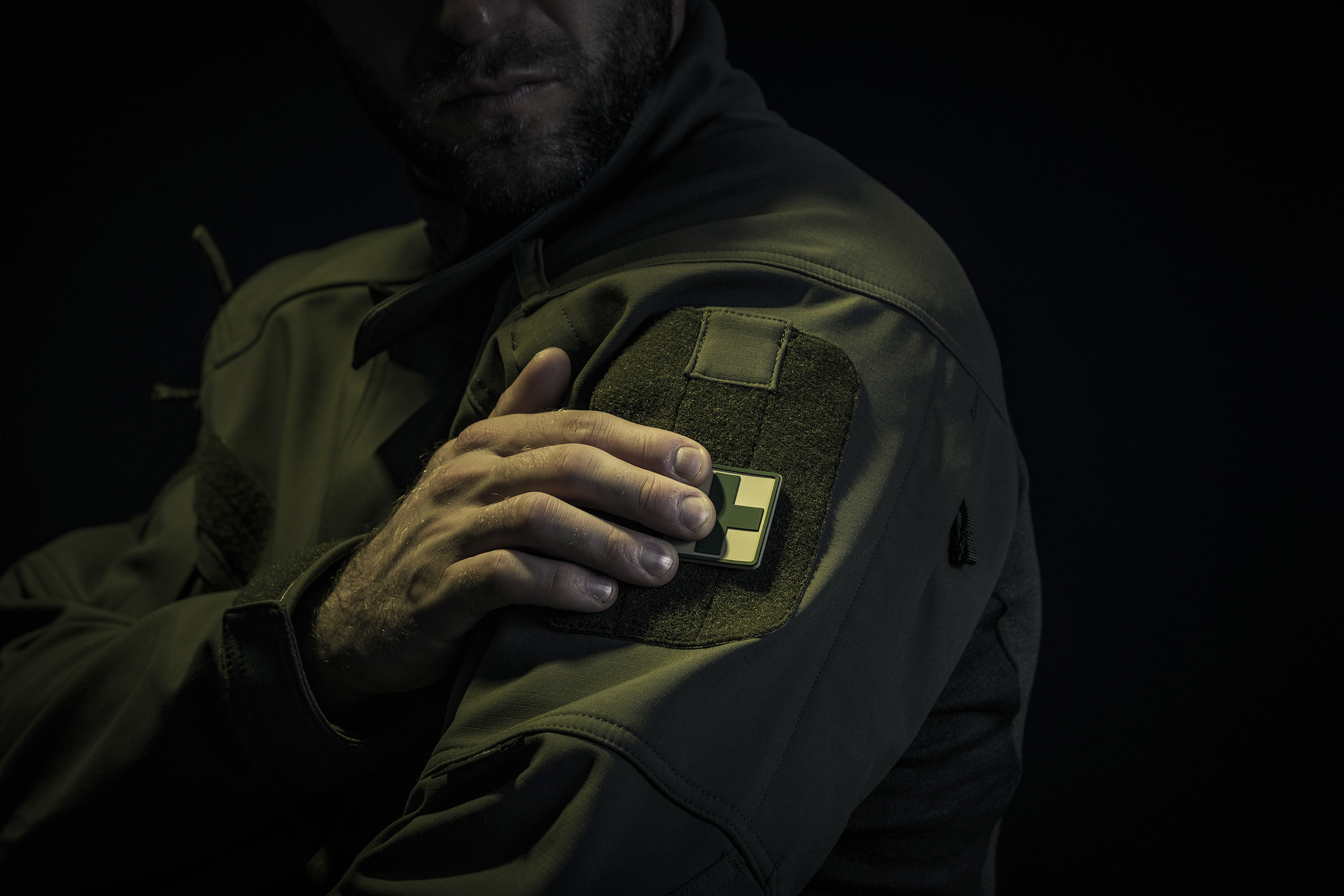 Emblemat velcro Helikon-Tex Medyk PVC Khaki