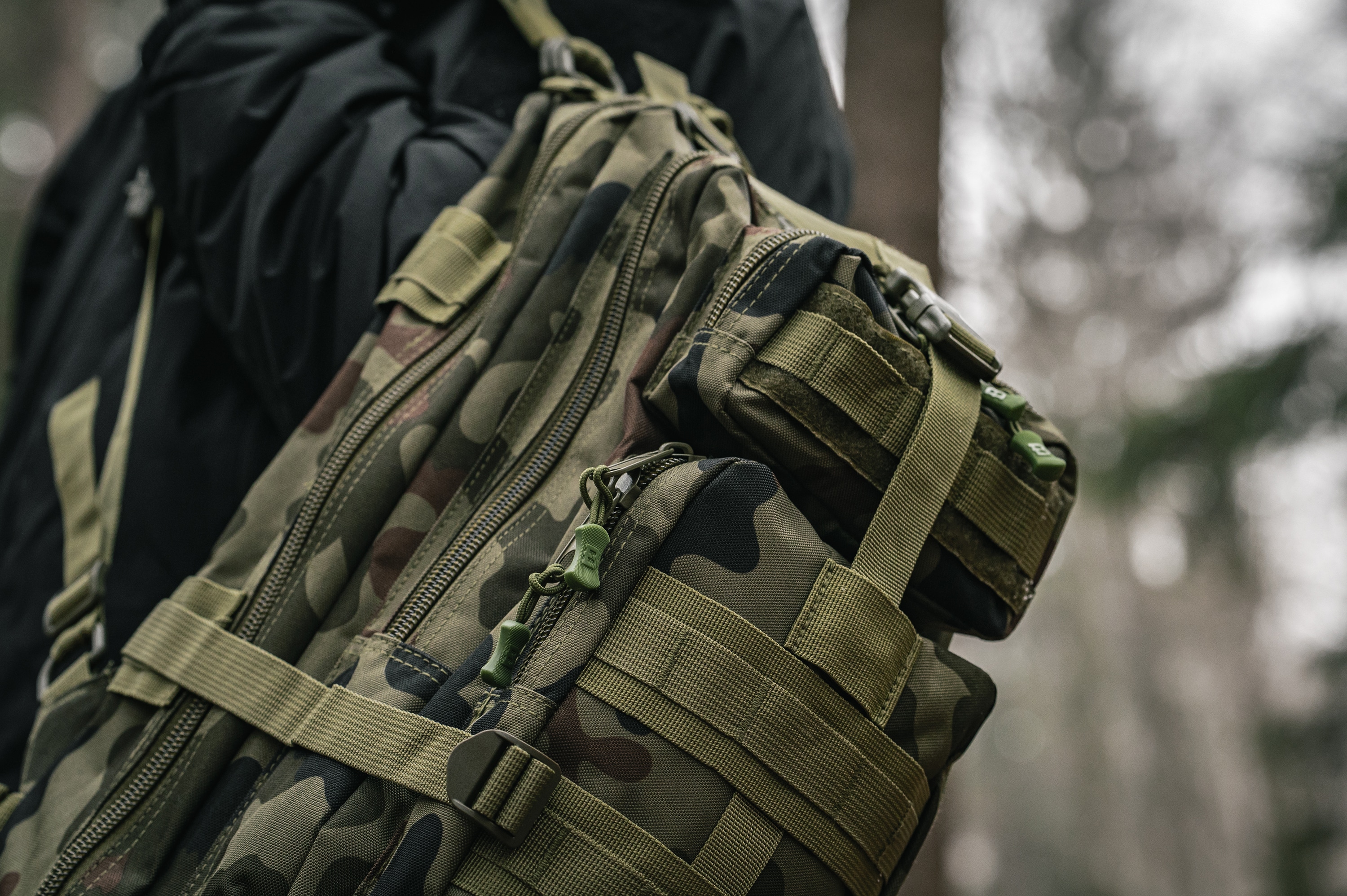 Plecak Badger Outdoor Recon 25 l - wz.93 Pantera PL Woodland