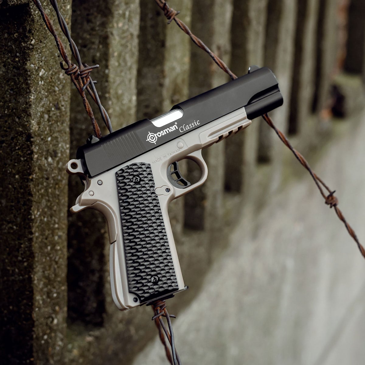 Wiatrówka Crosman 1911 4,5 mm
