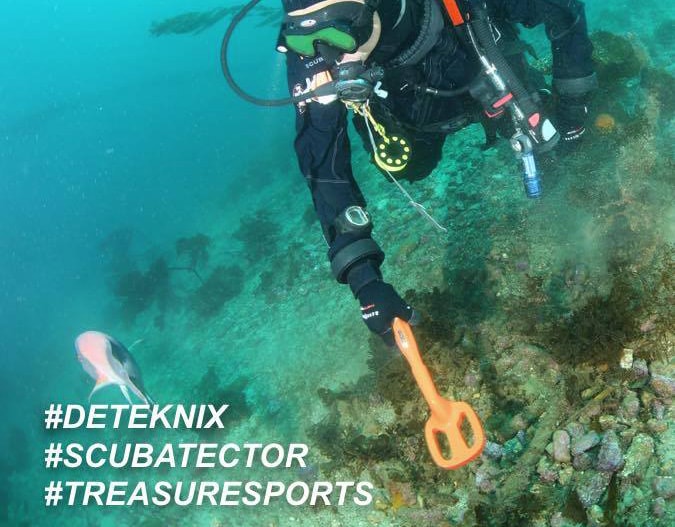 Металошукач Quest Scuba Tector - помаранчевий