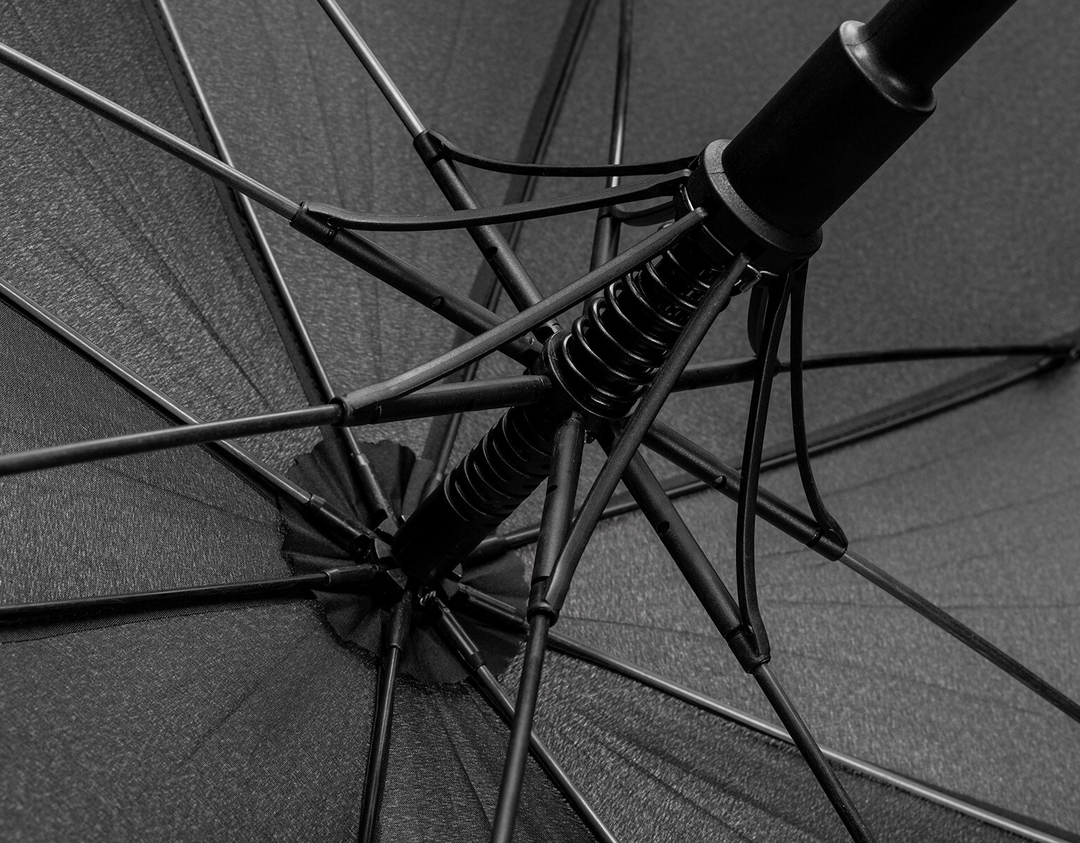 Parasol obronny Walther Carbon Tac