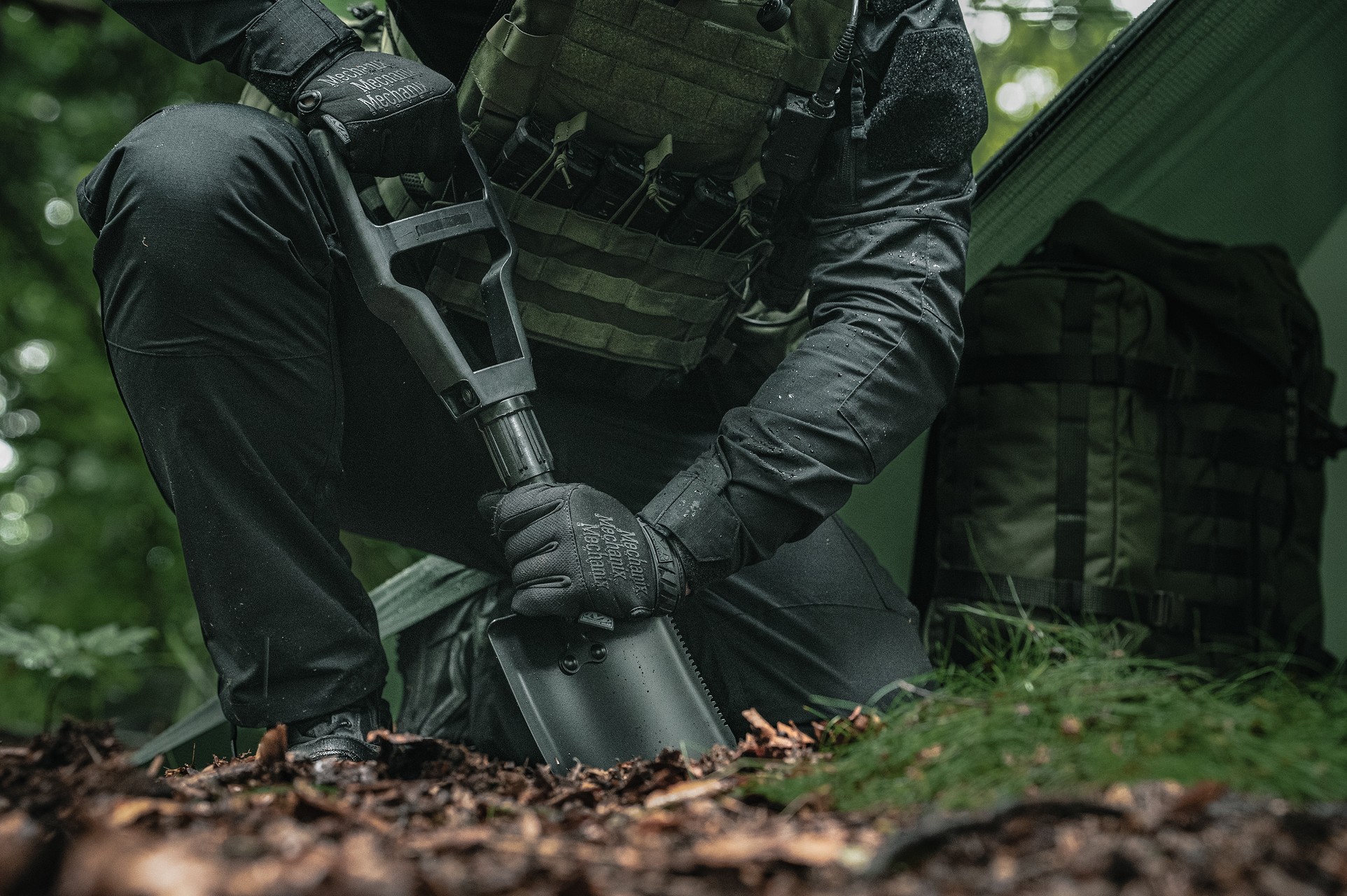 Saperka składana Mil-Tec typ Gen. II z pokrowcem