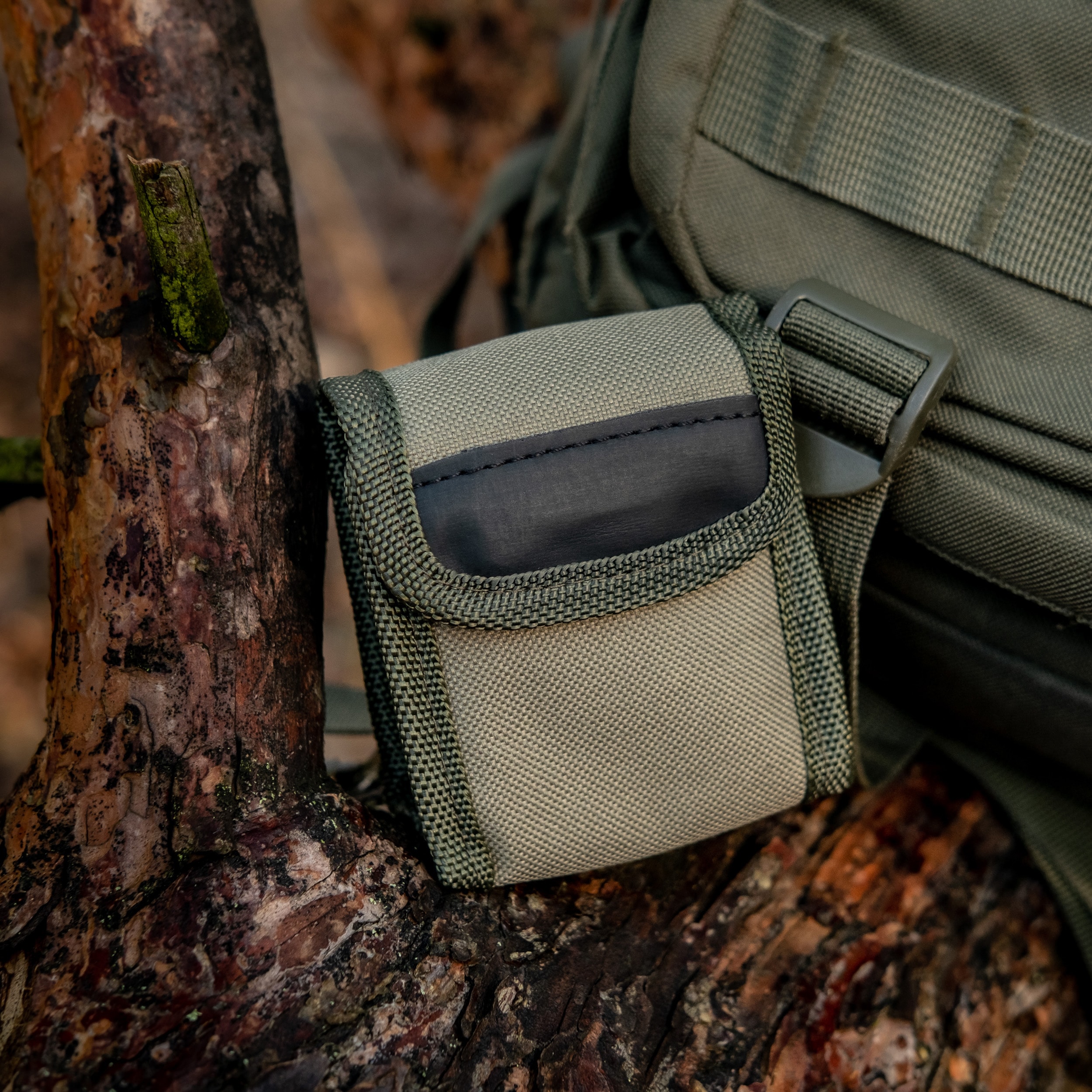 Busola pryzmatyczna Mil-Tec Army