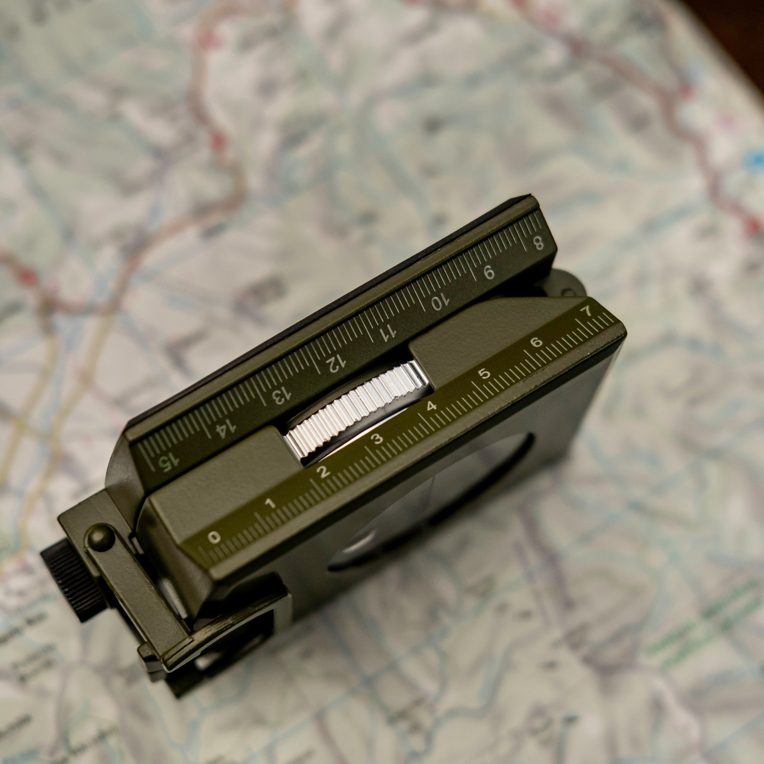 Busola pryzmatyczna Mil-Tec Army