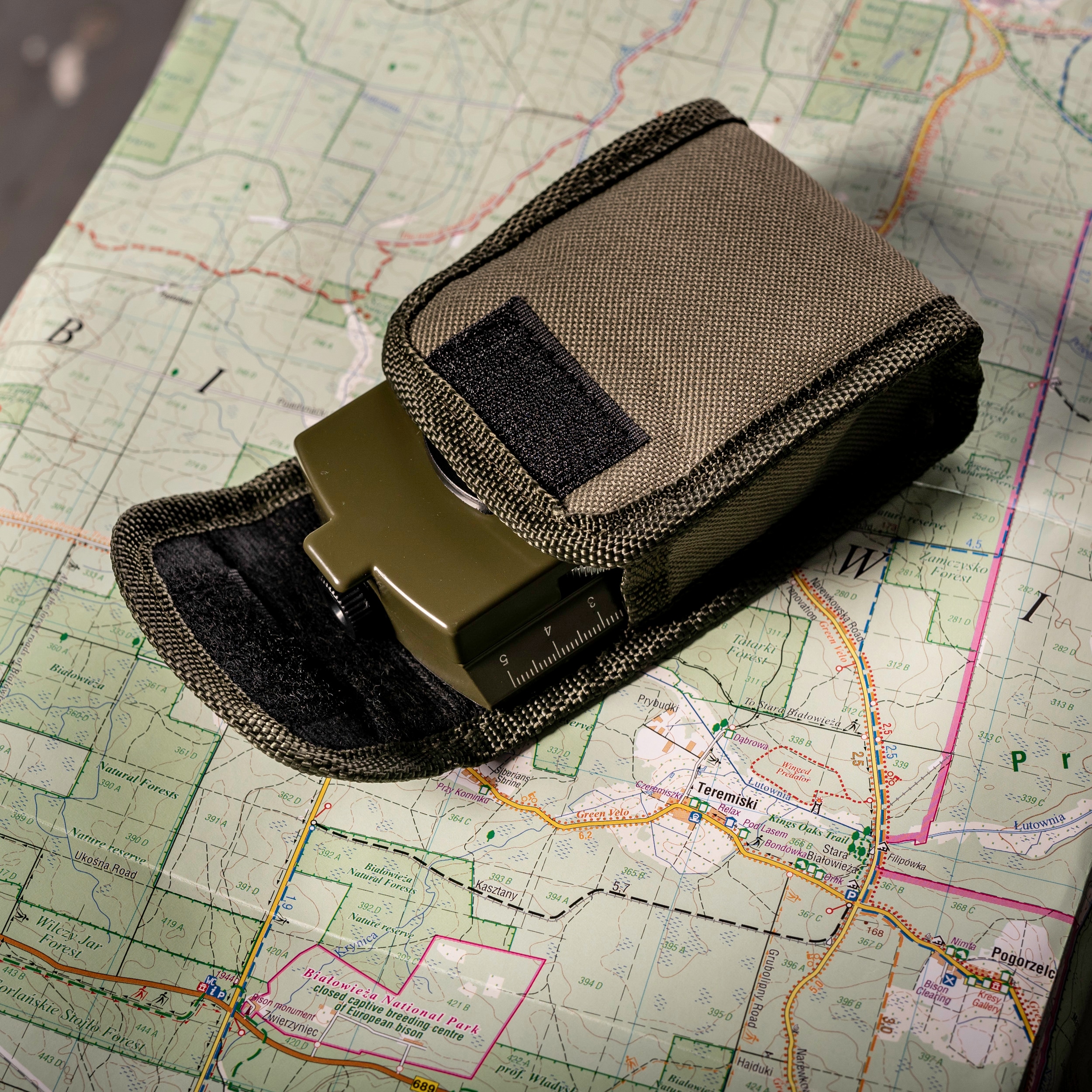 Busola pryzmatyczna Mil-Tec Army