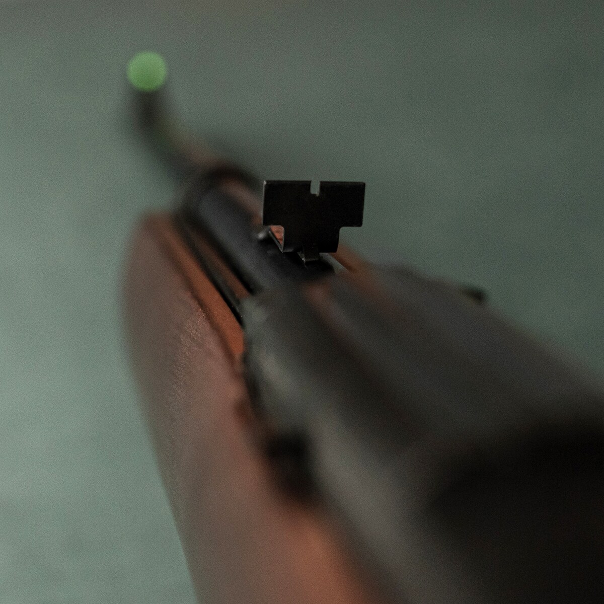 Wiatrówka Crosman 1077 Wood 4,5 mm