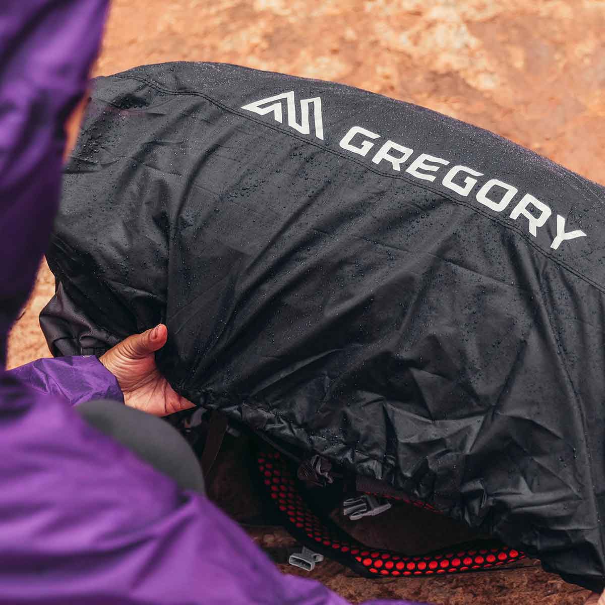 Pokrowiec na plecak Gregory Access Raincover 80-110 l - Lava Black