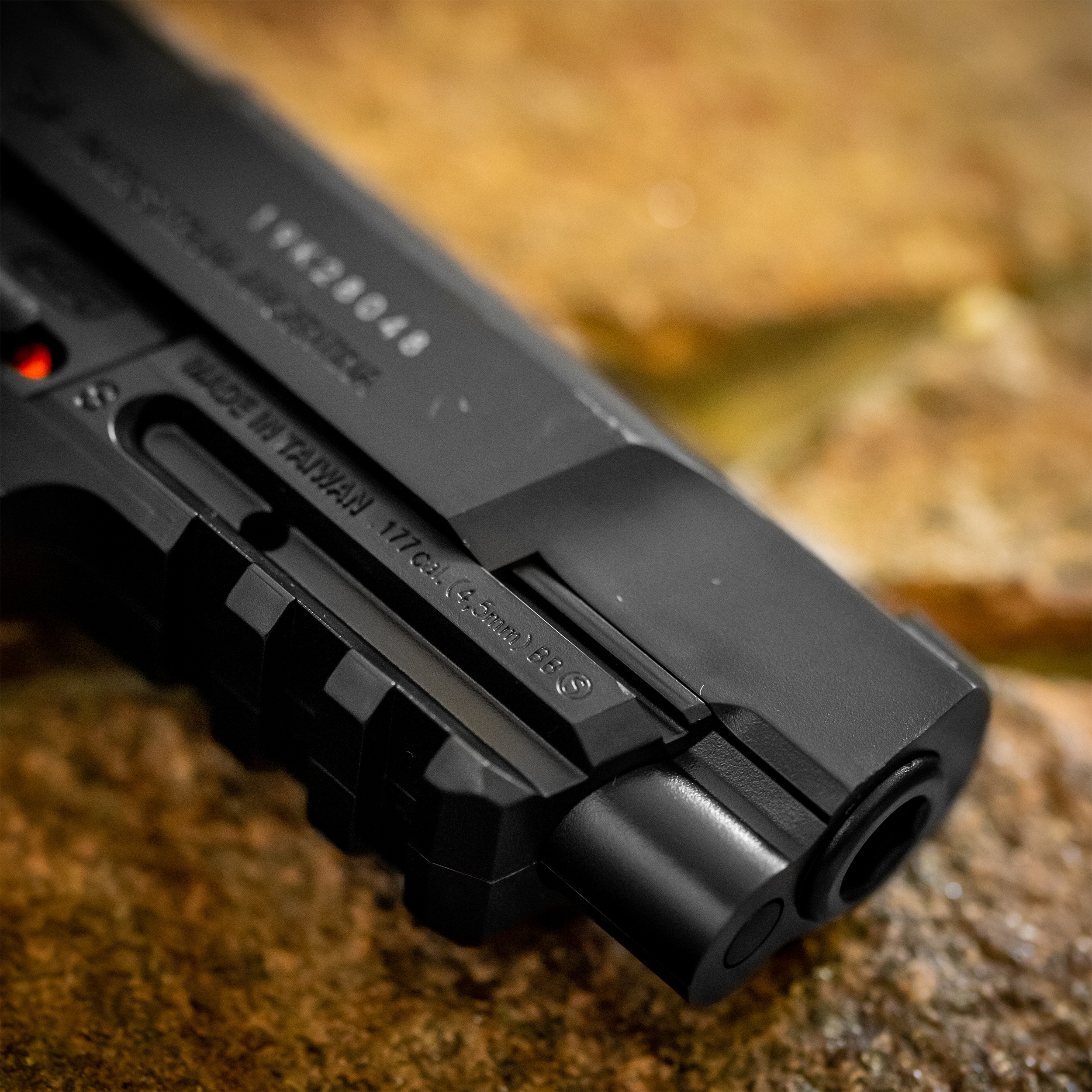 Пневматичний пістолет Bersa Thunder 9 PRO 4,5 мм