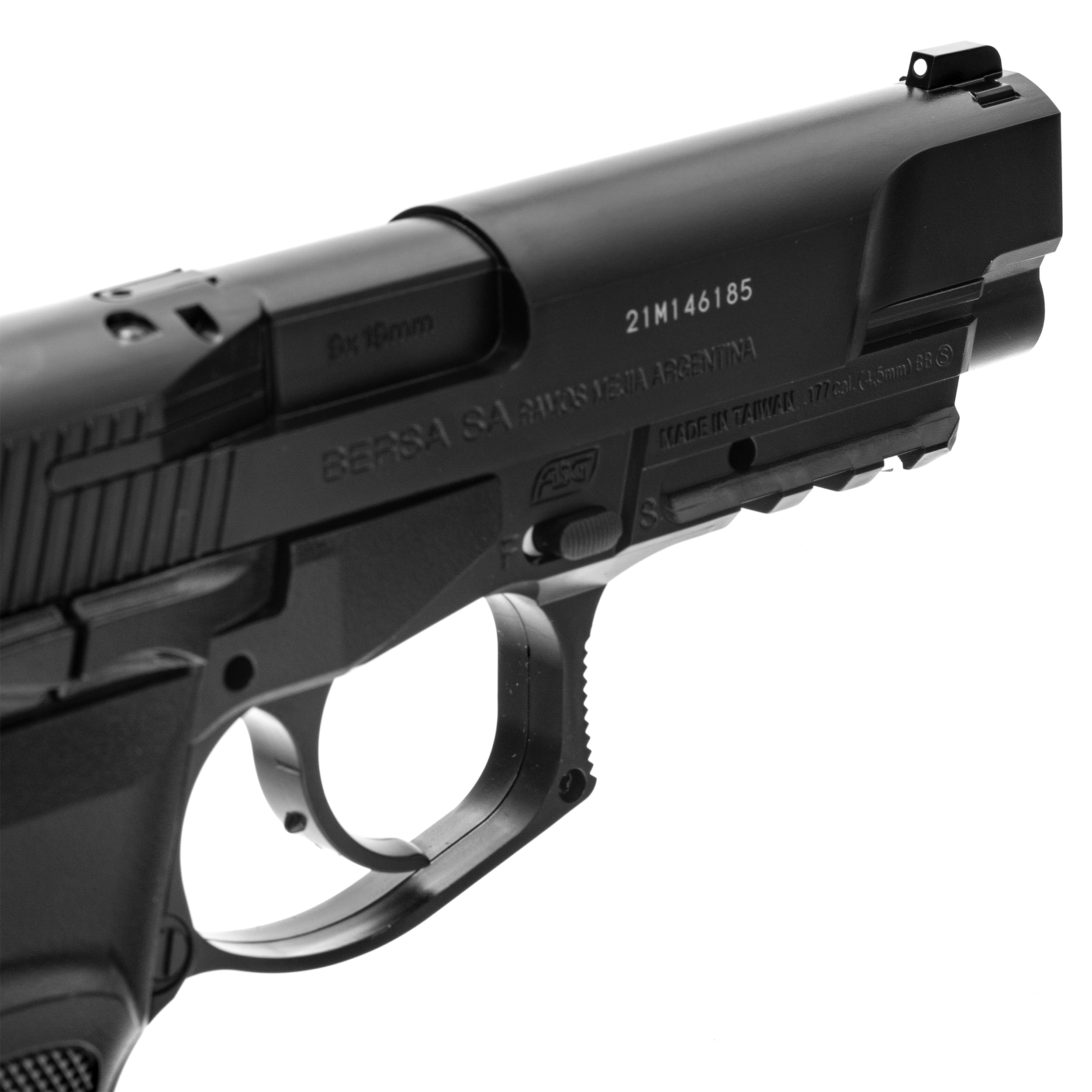 Пневматичний пістолет Bersa Thunder 9 PRO 4,5 мм