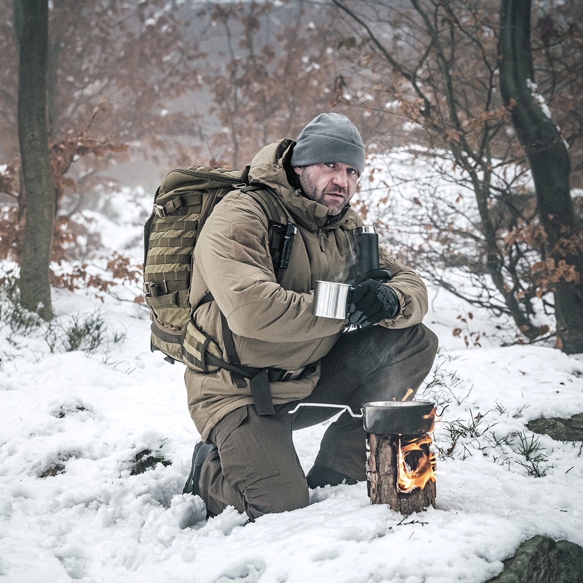 Polowa kuchenka Woodson Szwedzki ogień