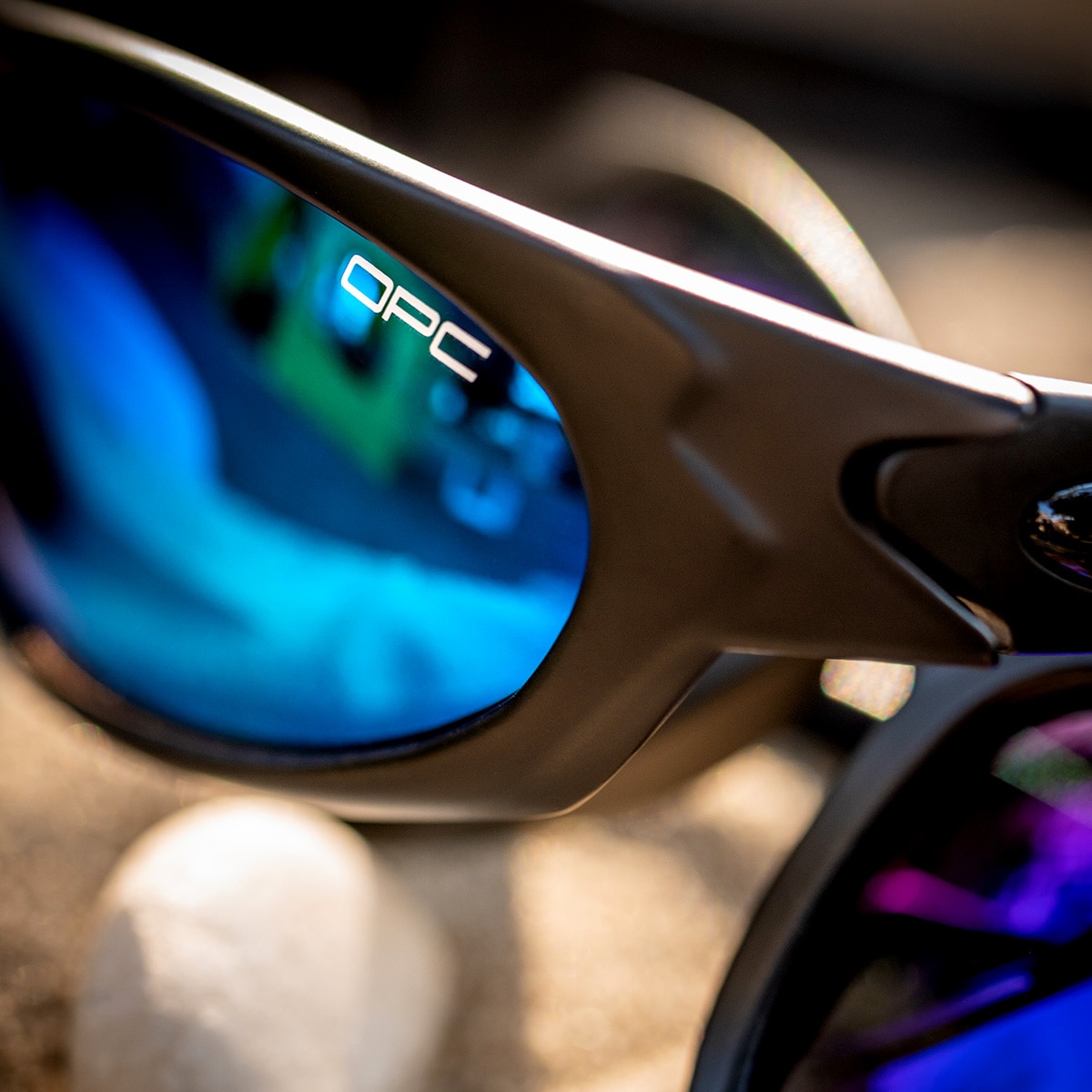 Okulary przeciwsłoneczne OPC Military Marines Black Matt Blue Revo z polaryzacją