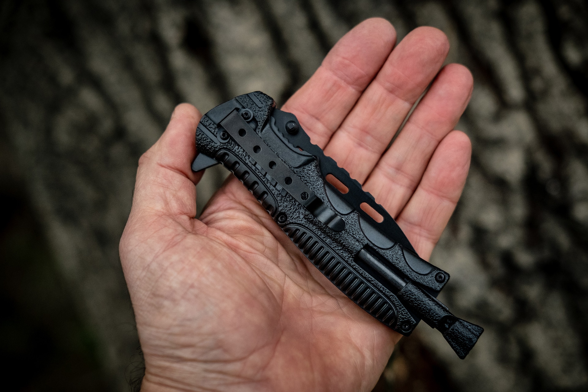 Nóż składany Mil-Tec Paracord z krzesiwem - Camo